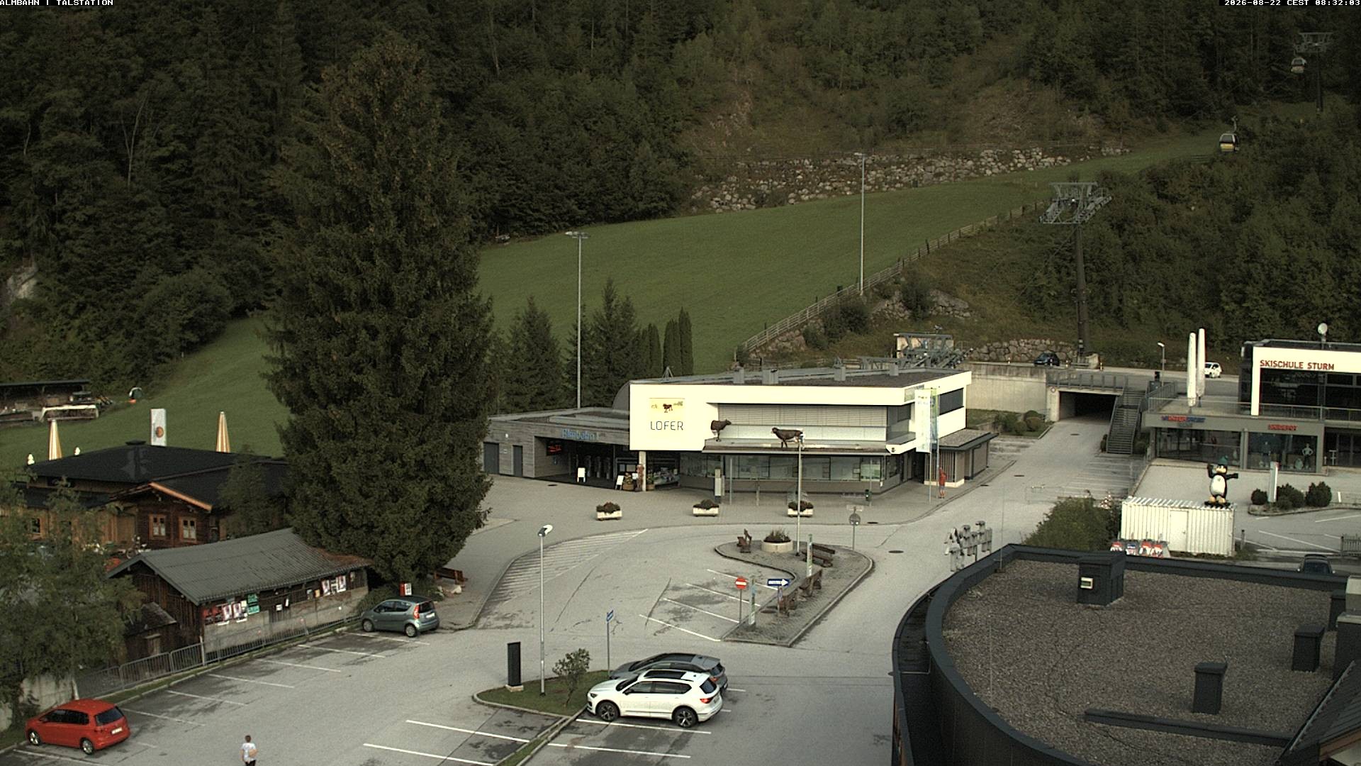 Archiv Foto Webcam Lofereralmbahn 1 - Talstation