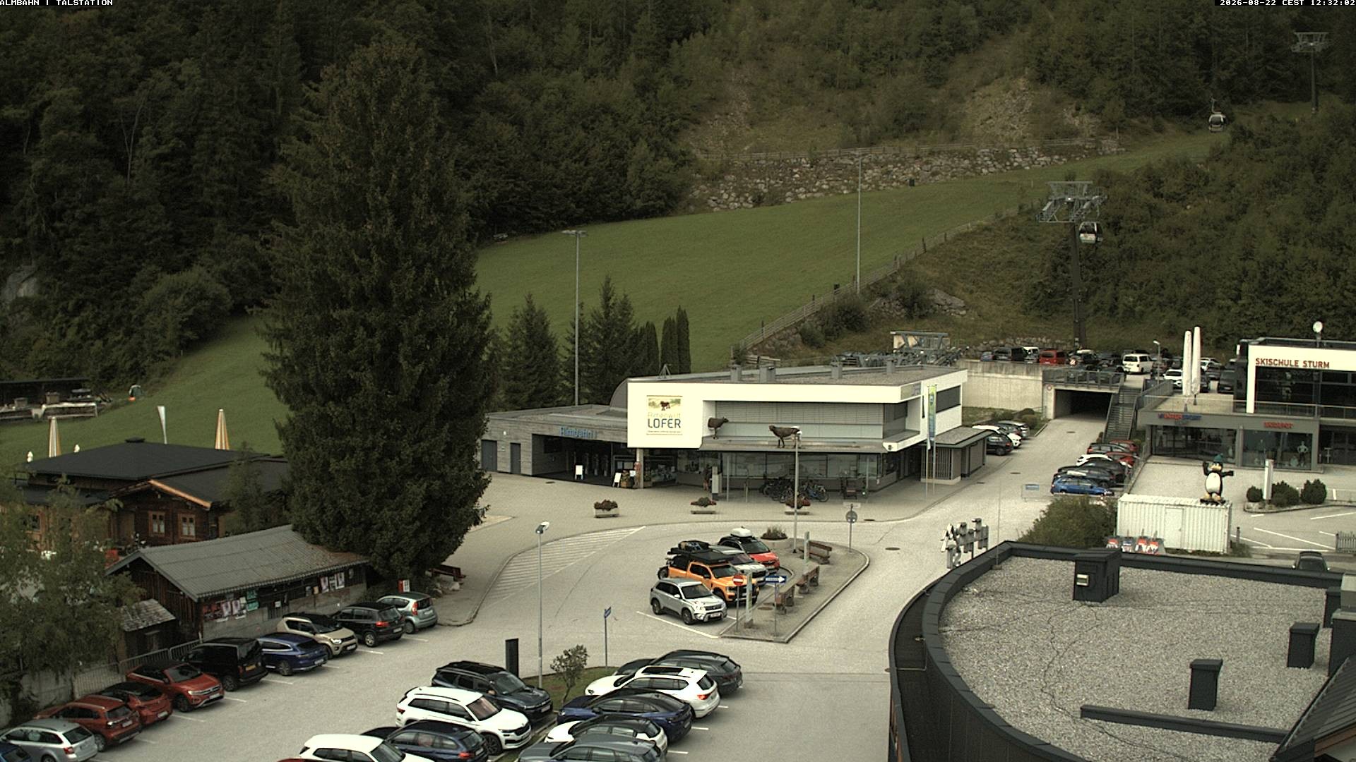 Archiv Foto Webcam Lofereralmbahn 1 - Talstation