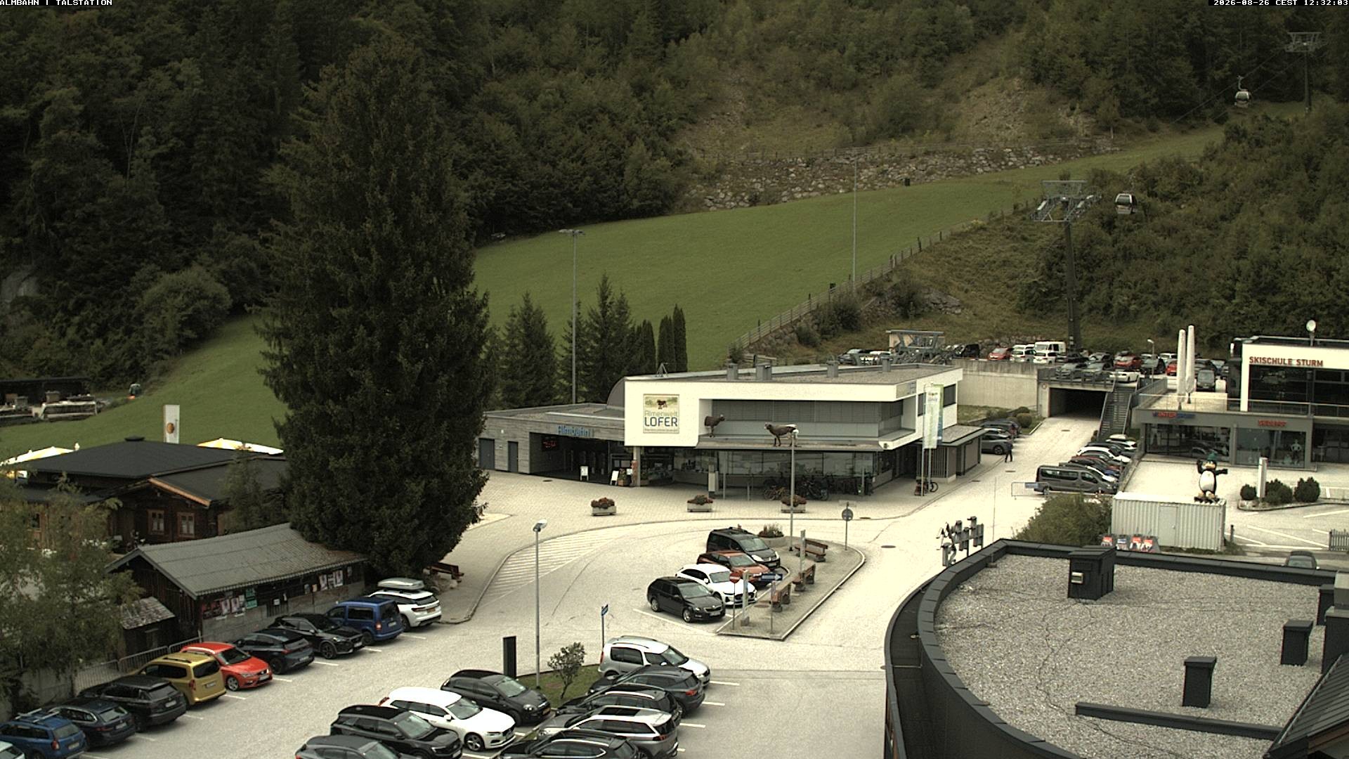 Archiv Foto Webcam Lofereralmbahn 1 - Talstation