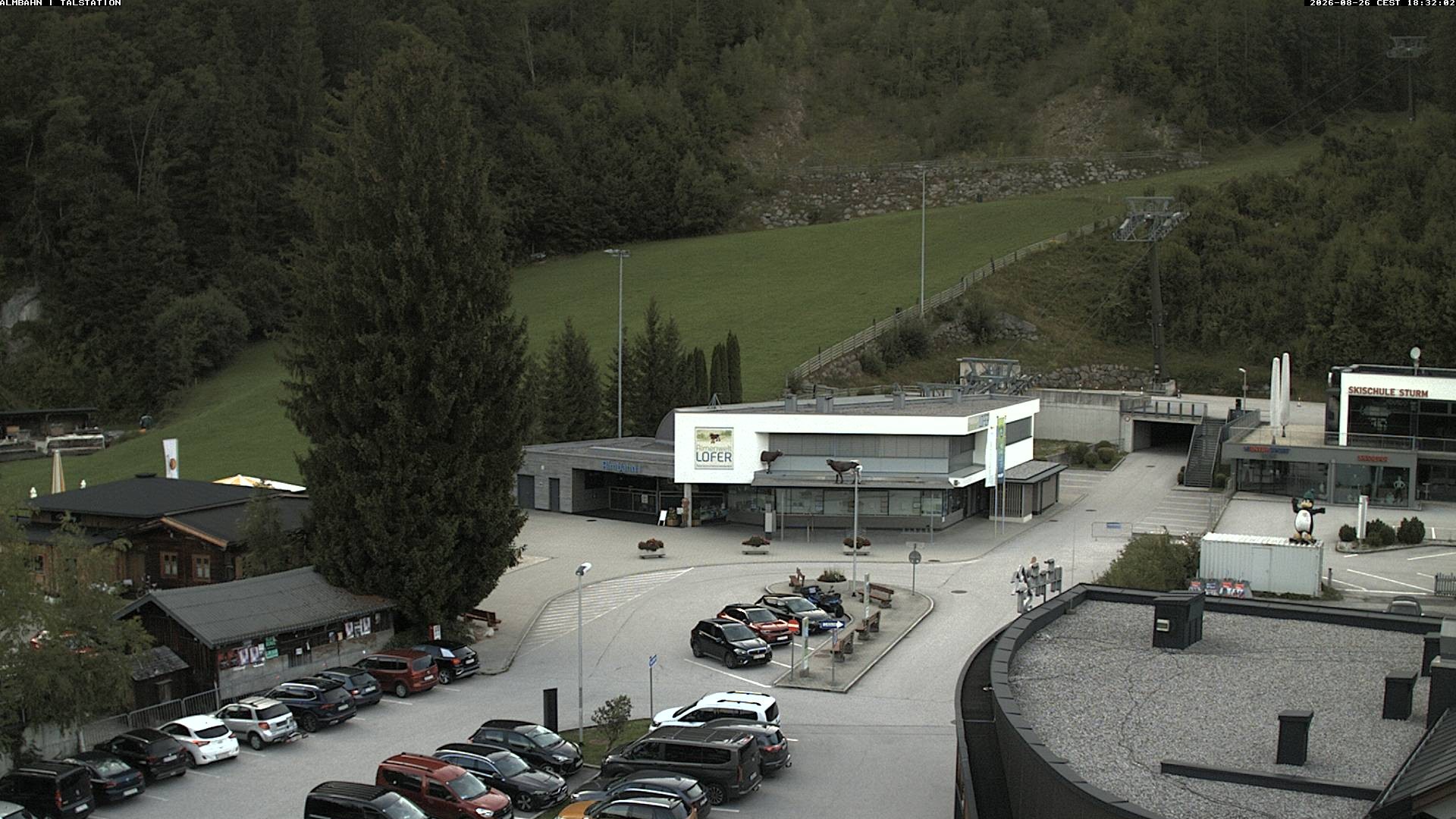 Archiv Foto Webcam Lofereralmbahn 1 - Talstation