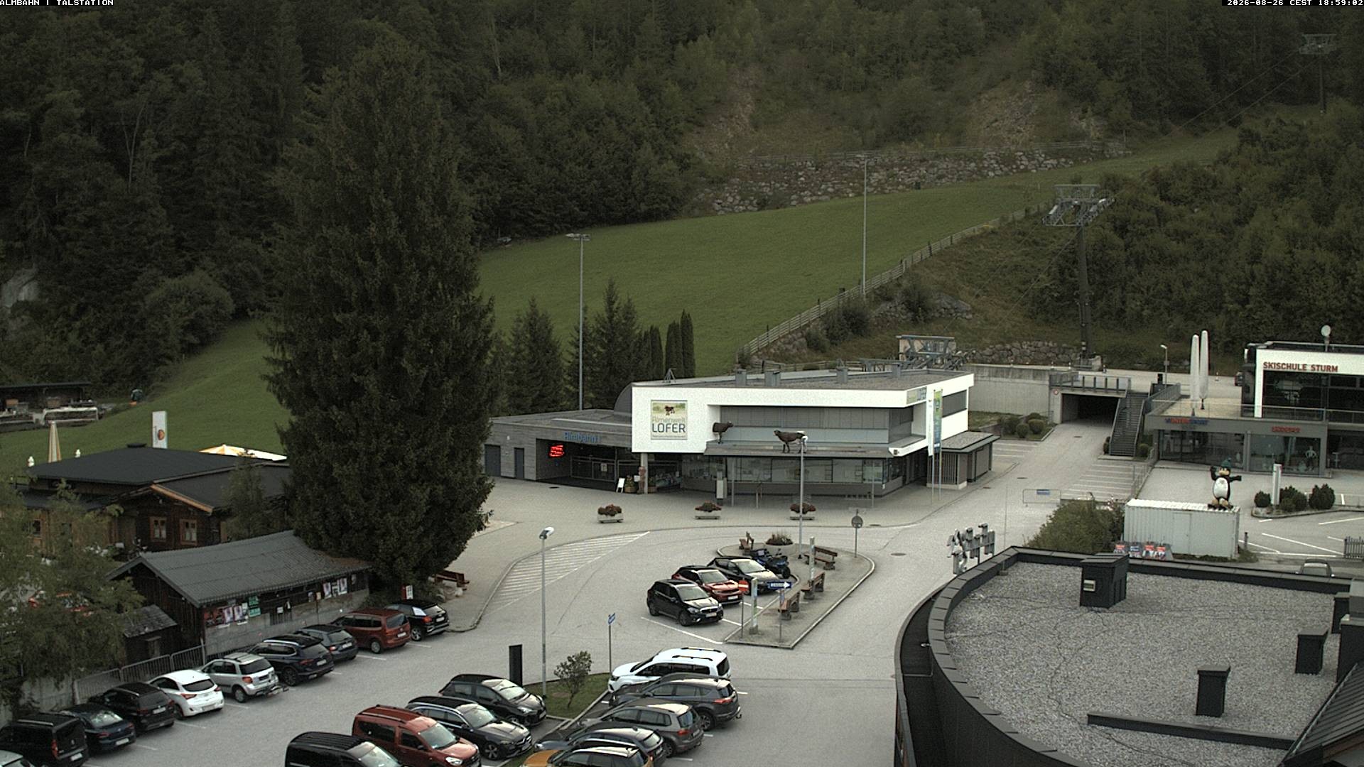 Archiv Foto Webcam Lofereralmbahn 1 - Talstation