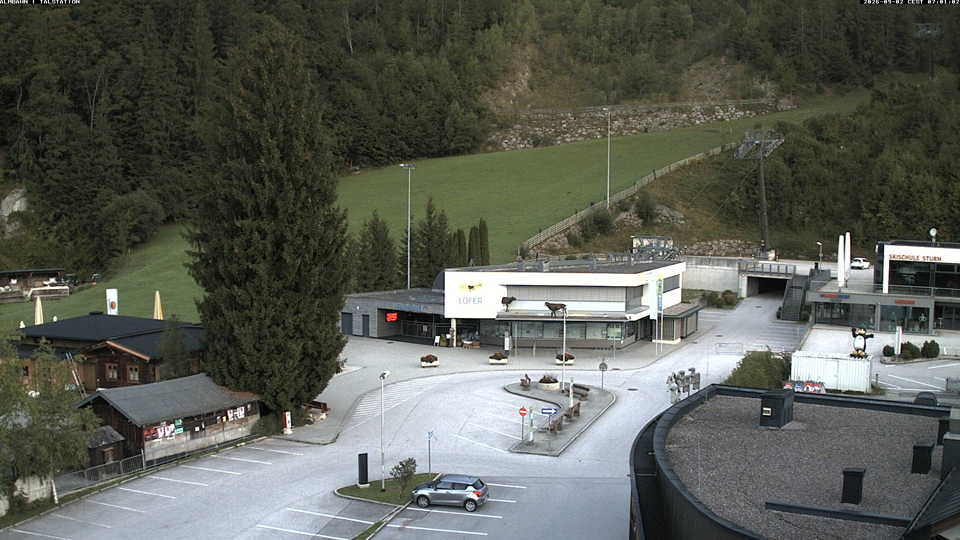 Archiv Foto Webcam Lofereralmbahn 1 - Talstation