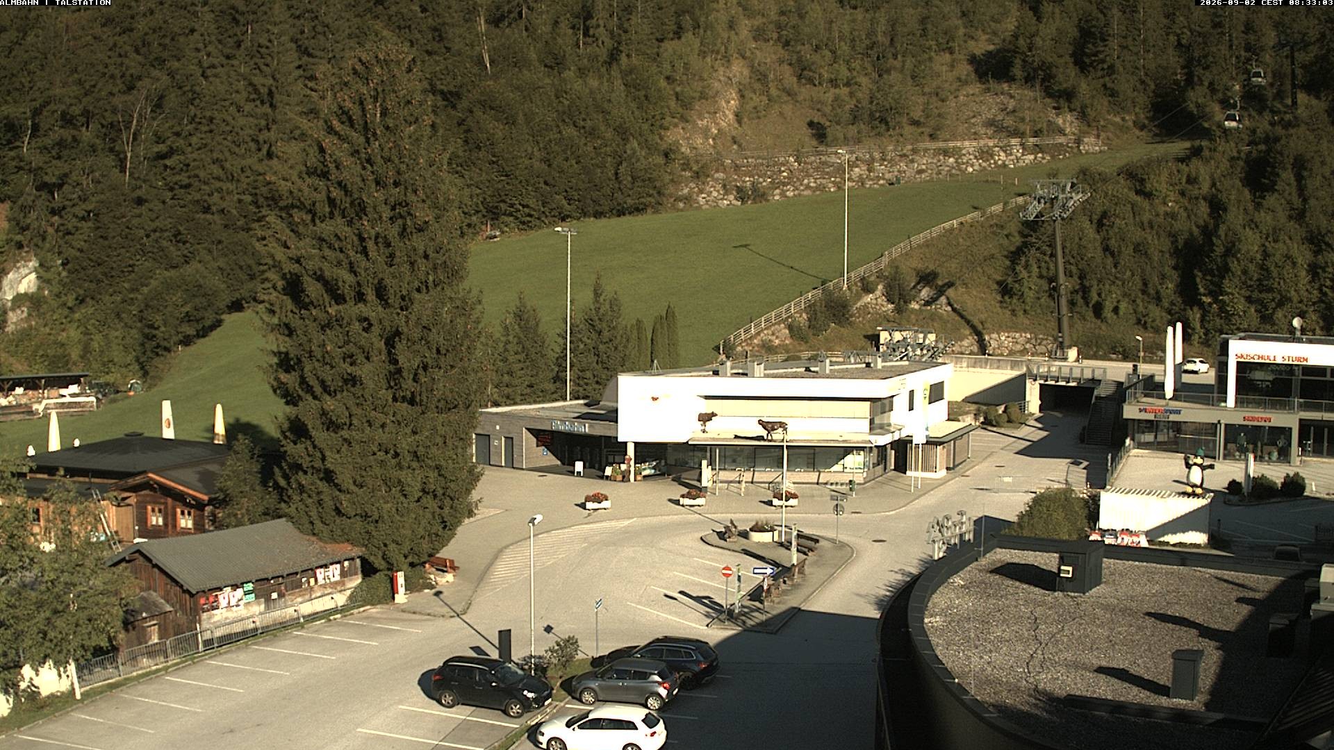 Archiv Foto Webcam Lofereralmbahn 1 - Talstation