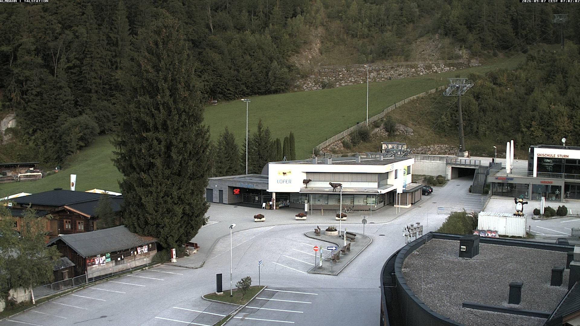 Archived image Webcam Lofereralmbahn 1 base station