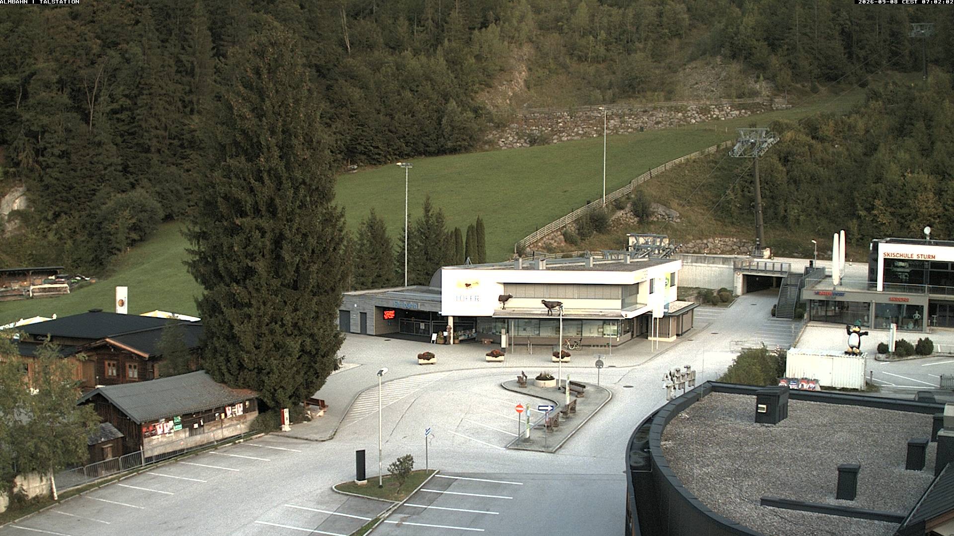 Archived image Webcam Lofereralmbahn 1 base station