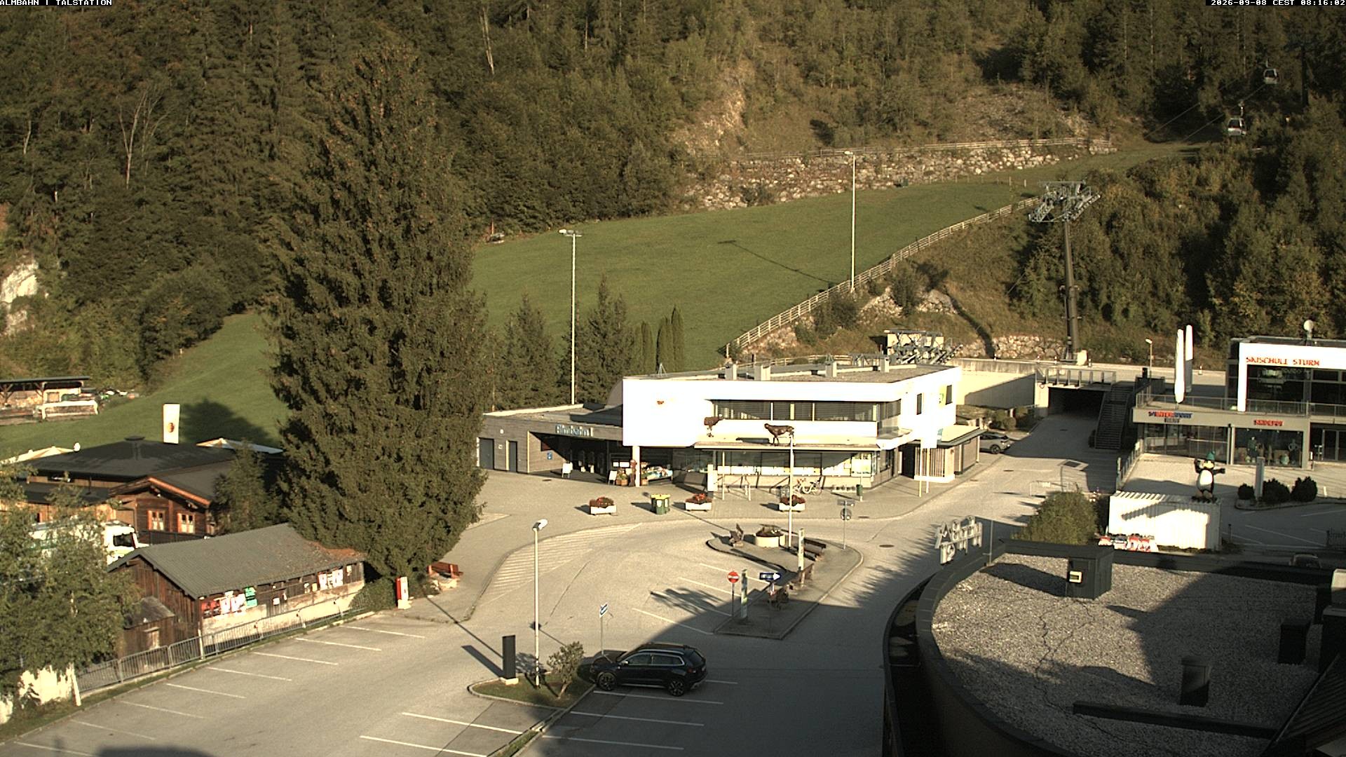 Archived image Webcam Lofereralmbahn 1 base station