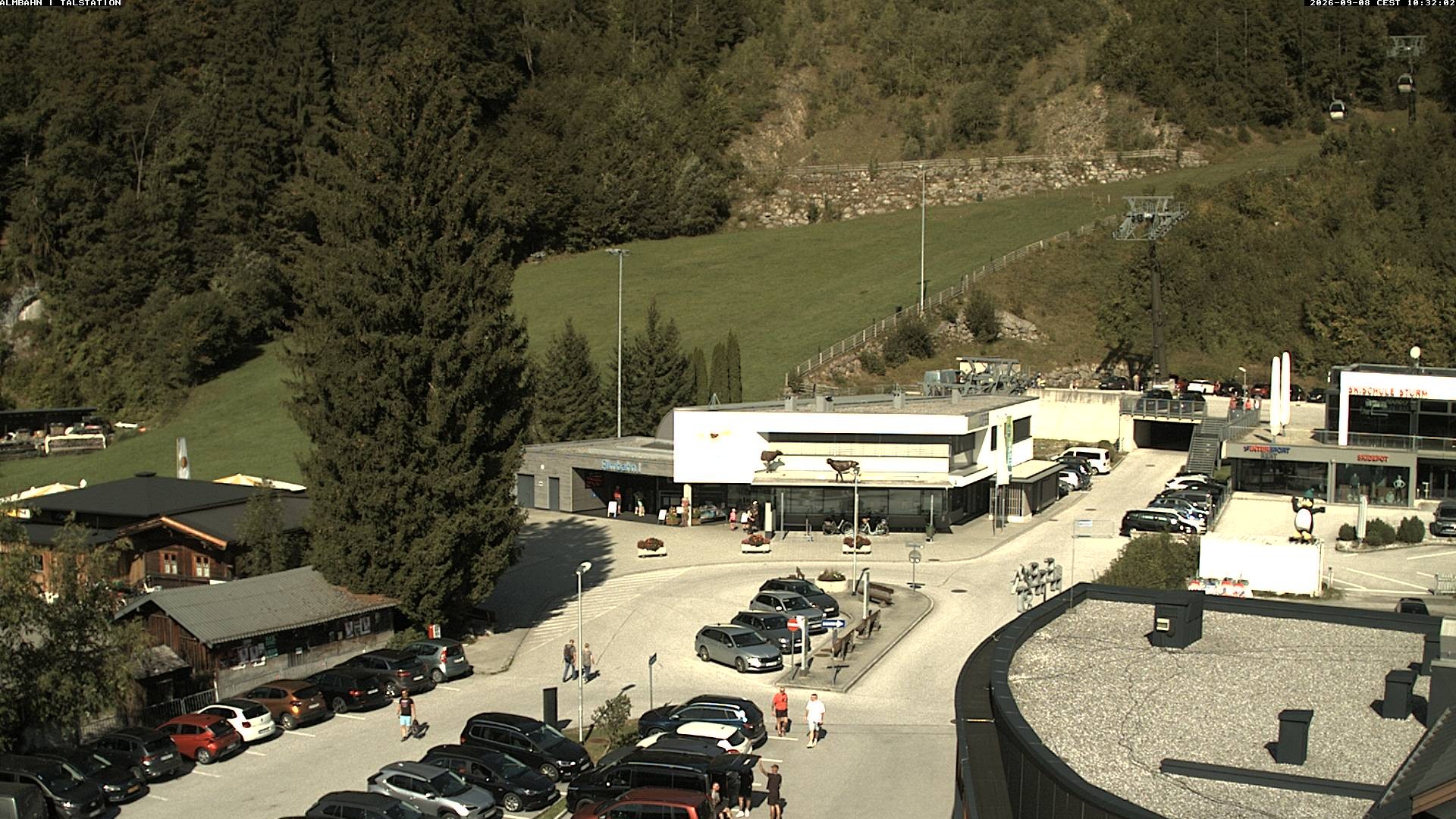 Archived image Webcam Lofereralmbahn 1 base station