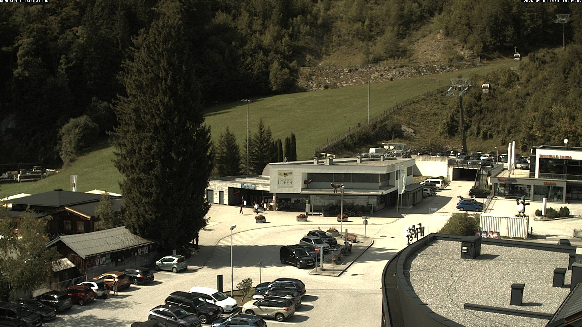 Archived image Webcam Lofereralmbahn 1 base station