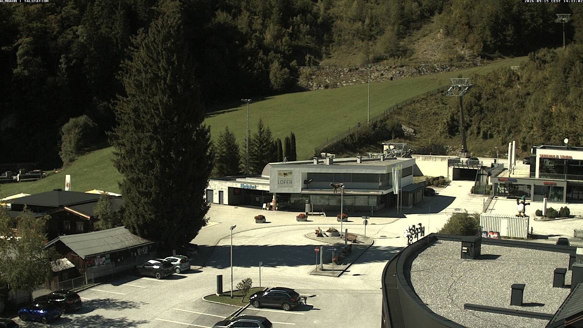 Archiv Foto Webcam Lofereralmbahn 1 - Talstation