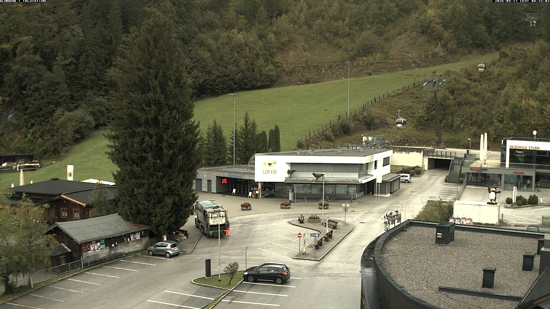 Archiv Foto Webcam Lofereralmbahn 1 - Talstation