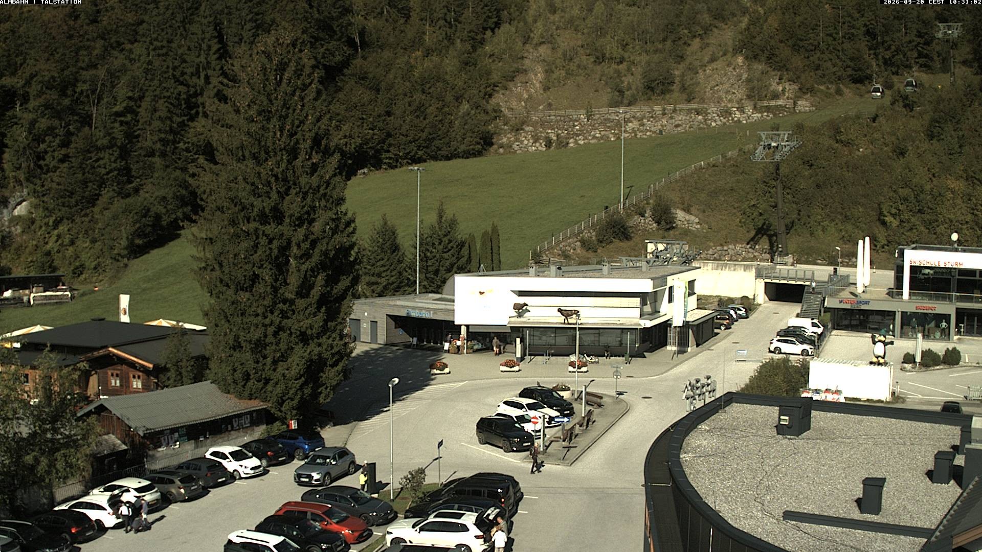 Archiv Foto Webcam Lofereralmbahn 1 - Talstation