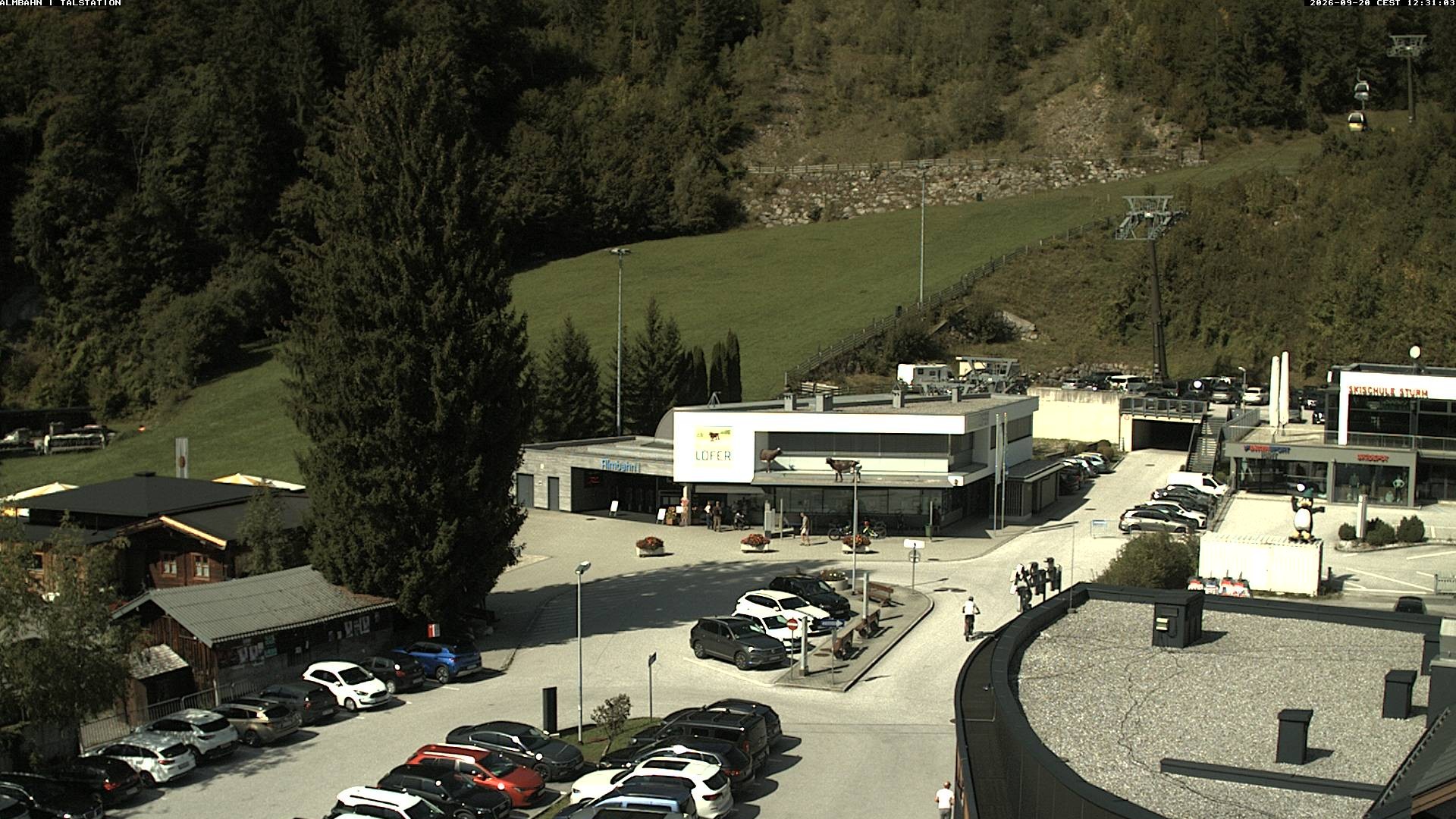 Archiv Foto Webcam Lofereralmbahn 1 - Talstation