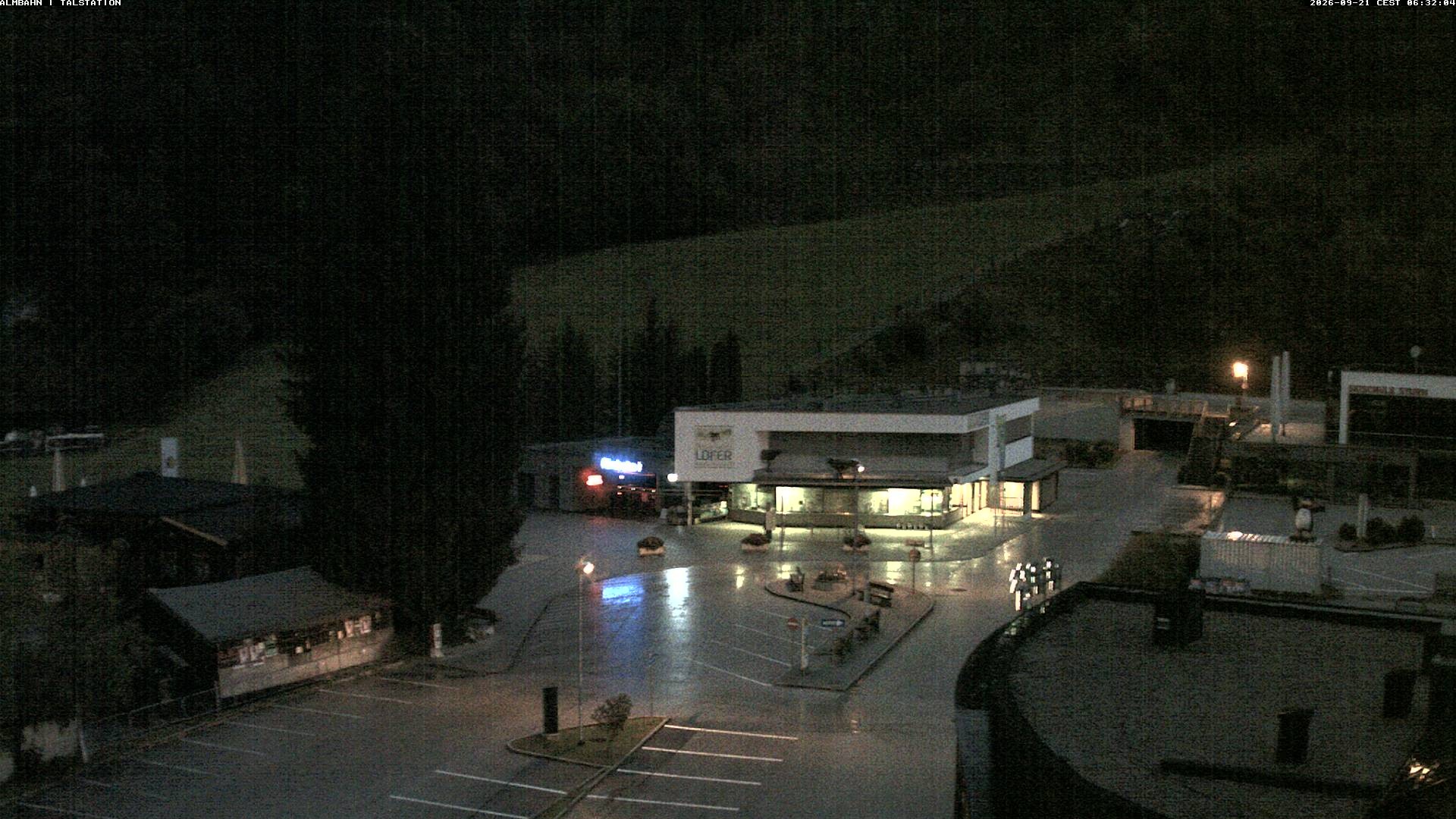 Archived image Webcam Lofereralmbahn 1 base station