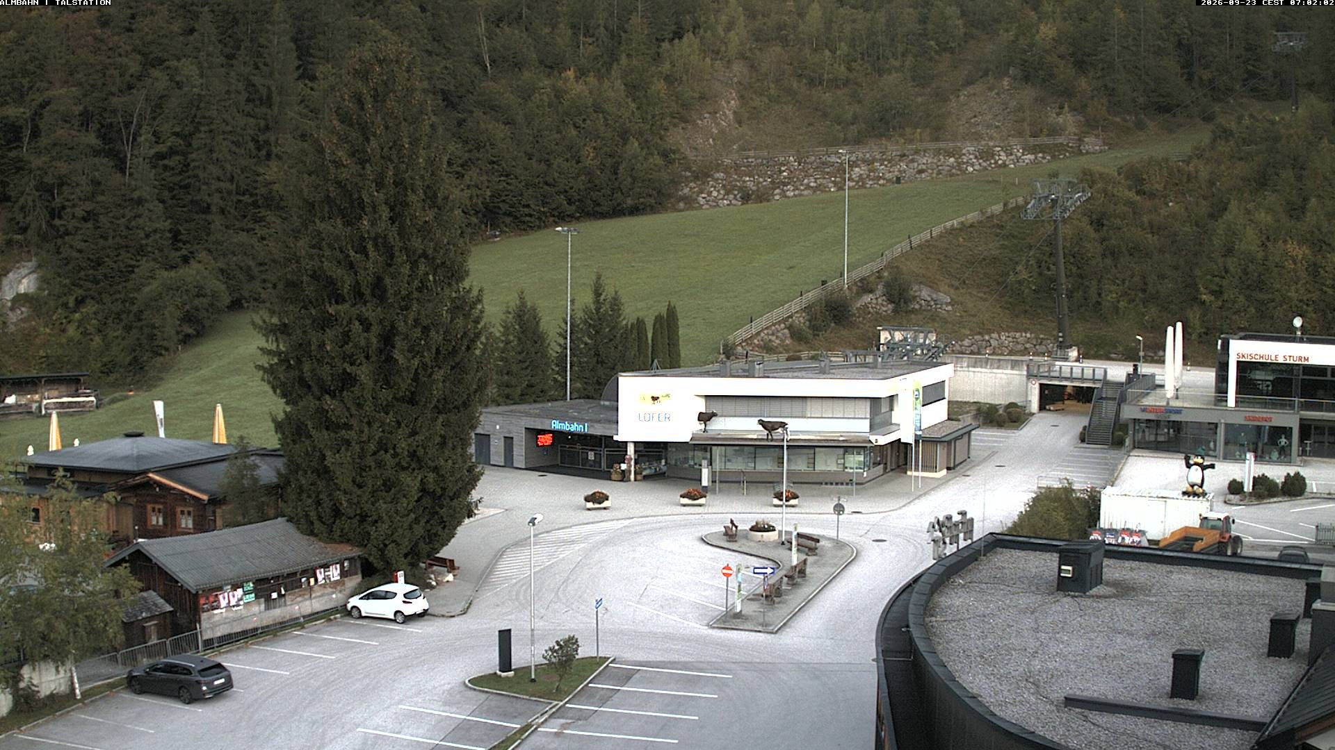 Archiv Foto Webcam Lofereralmbahn 1 - Talstation
