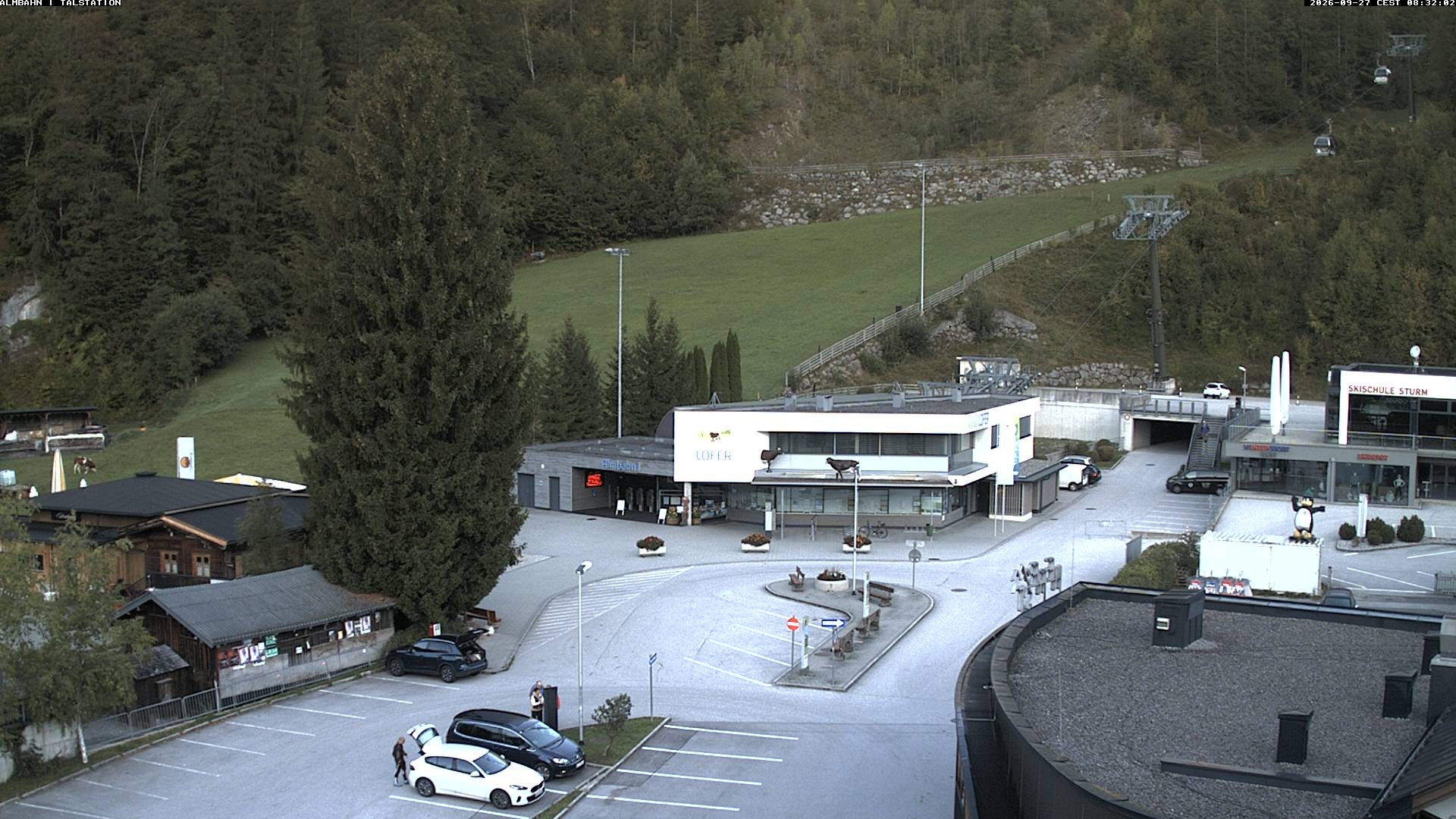 Archiv Foto Webcam Lofereralmbahn 1 - Talstation
