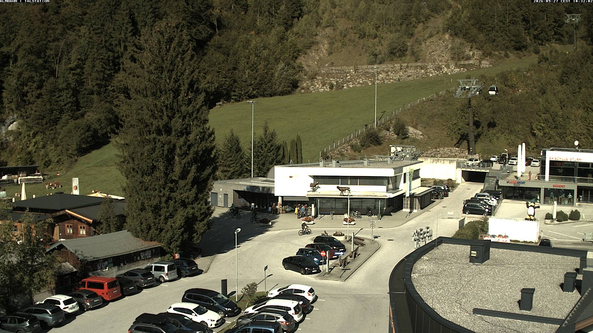 Archiv Foto Webcam Lofereralmbahn 1 - Talstation