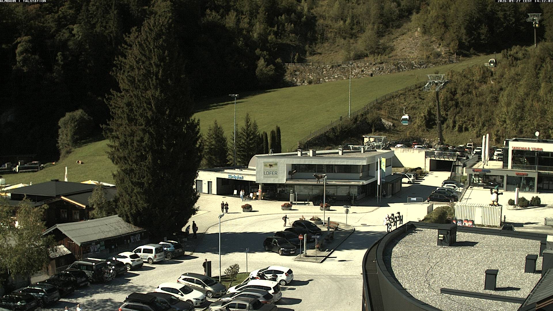Archiv Foto Webcam Lofereralmbahn 1 - Talstation