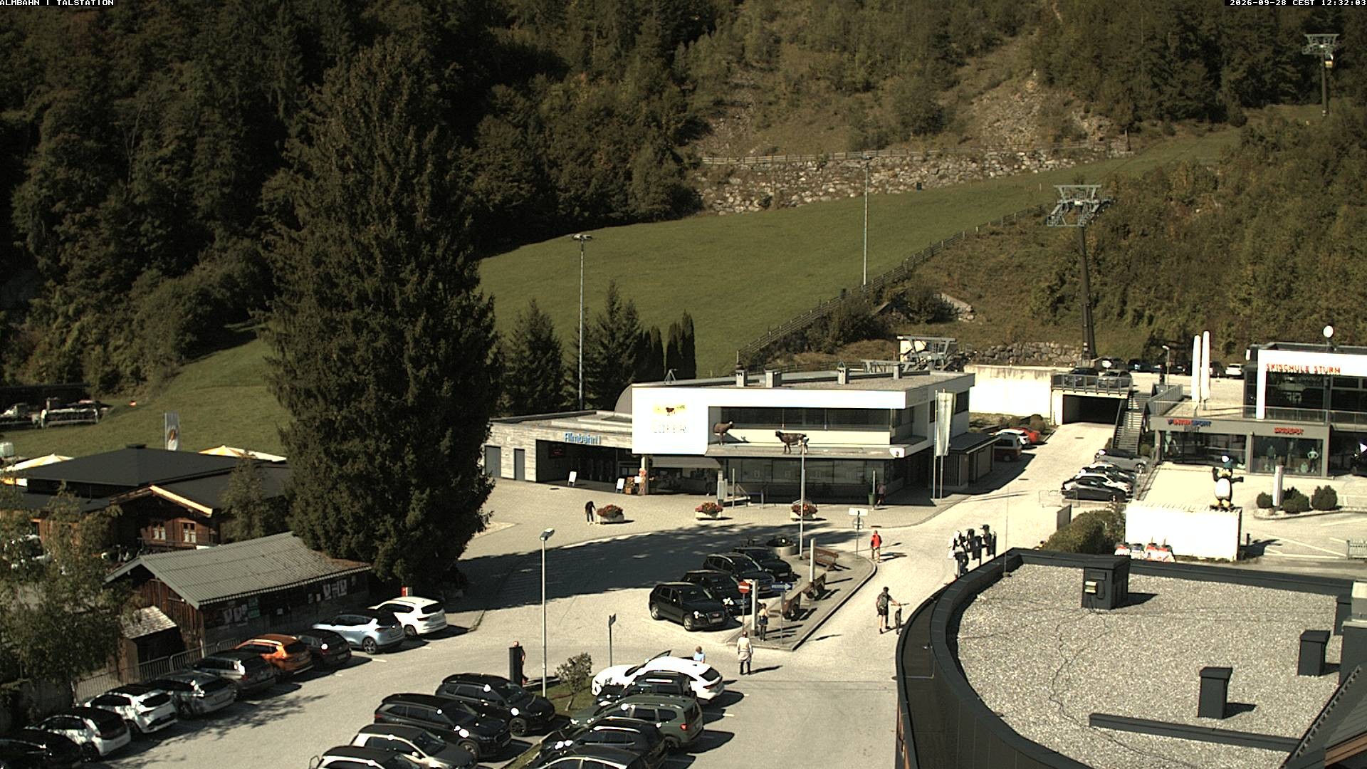Archiv Foto Webcam Lofereralmbahn 1 - Talstation