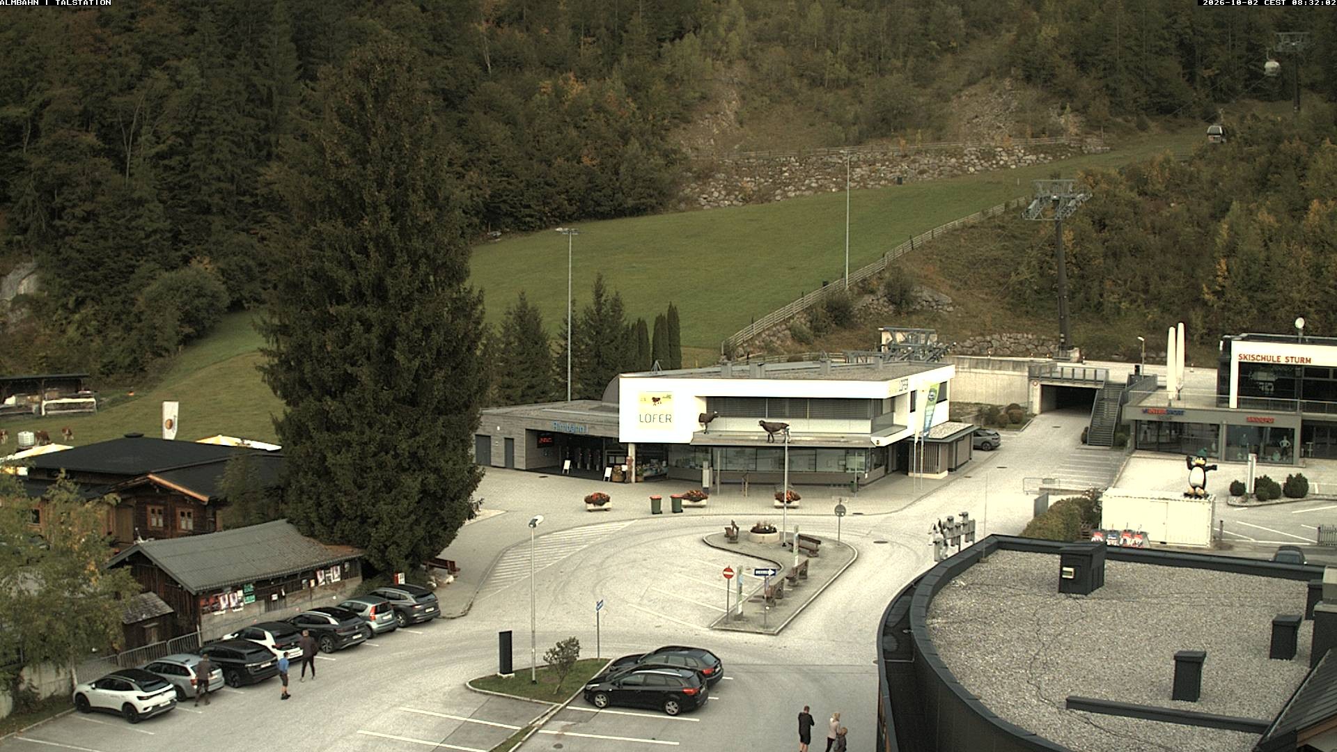 Archiv Foto Webcam Lofereralmbahn 1 - Talstation