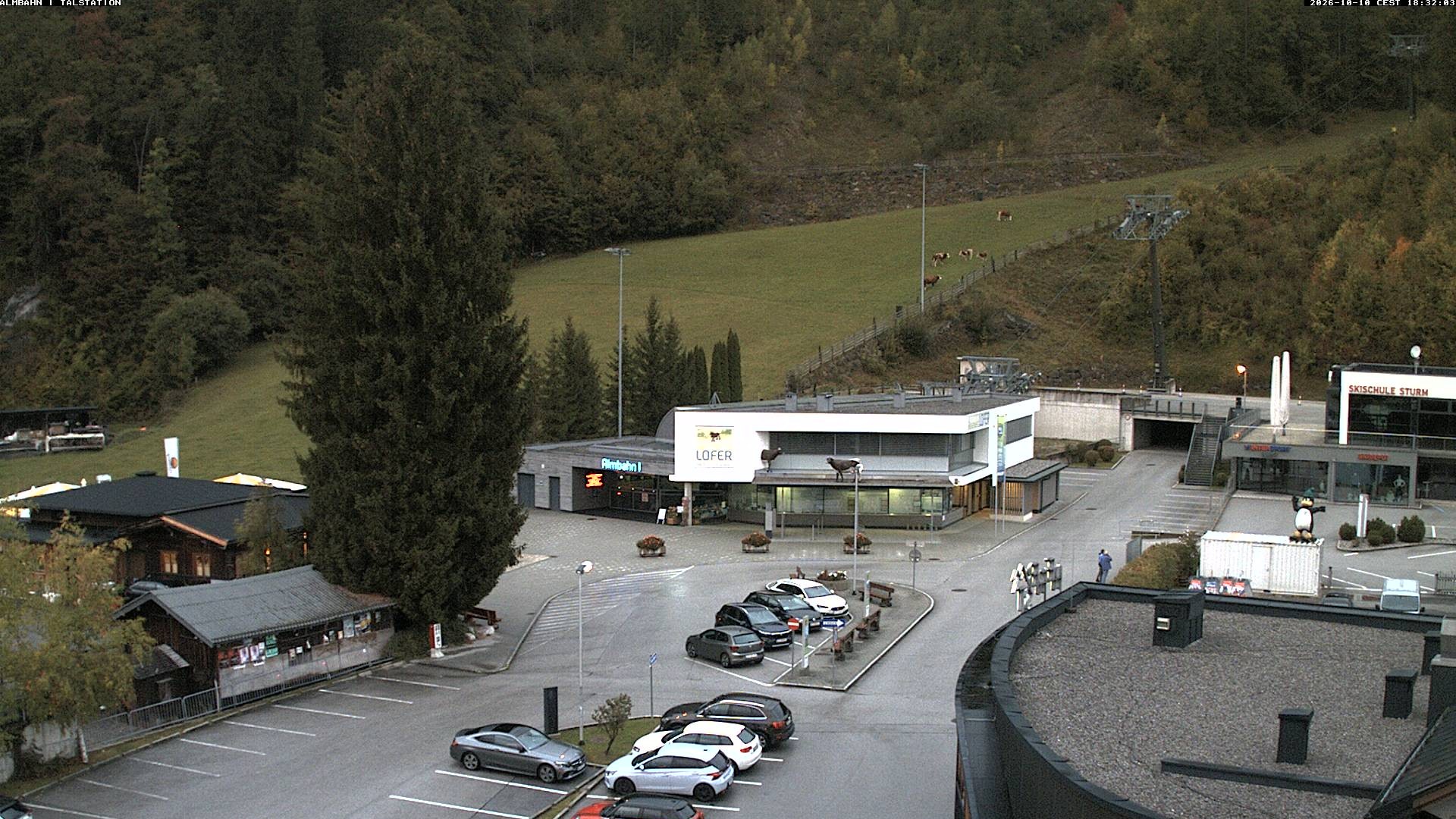Archived image Webcam Lofereralmbahn 1 base station