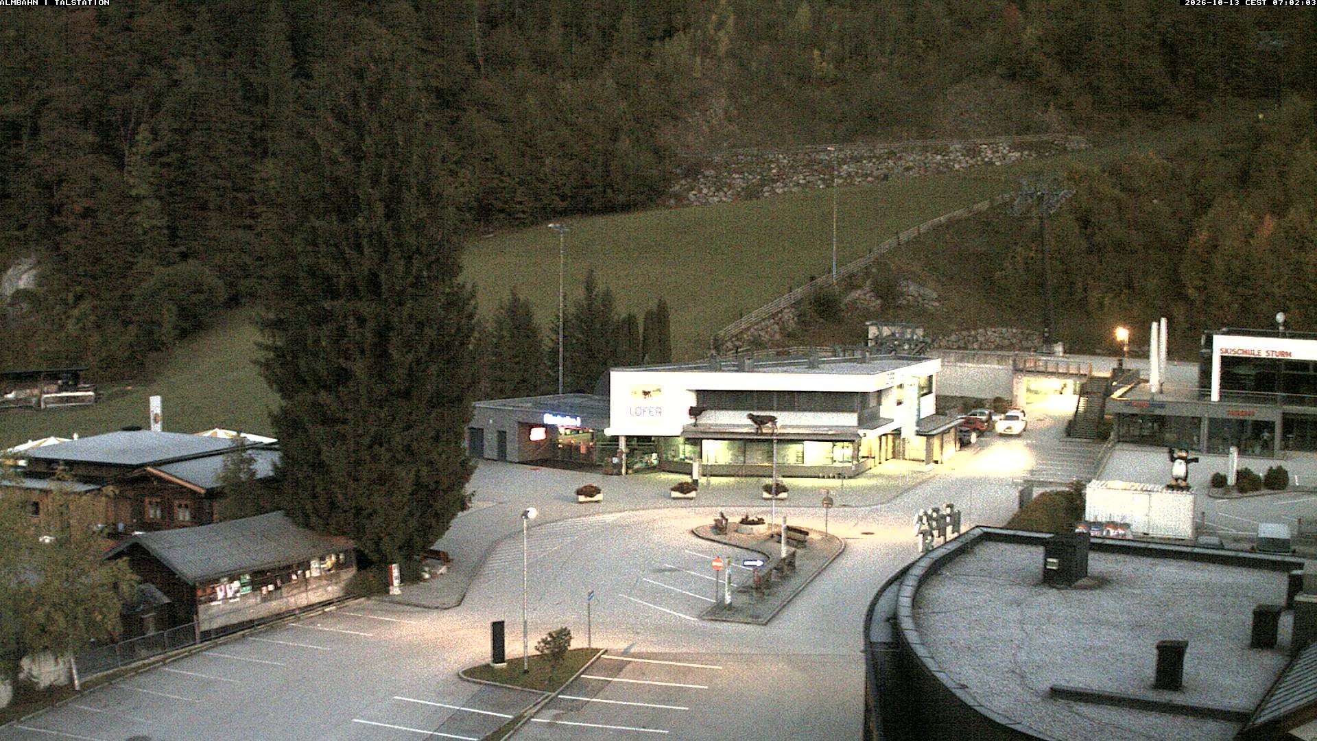 Archiv Foto Webcam Lofereralmbahn 1 - Talstation