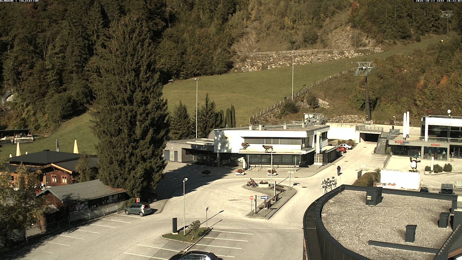 Archiv Foto Webcam Lofereralmbahn 1 - Talstation