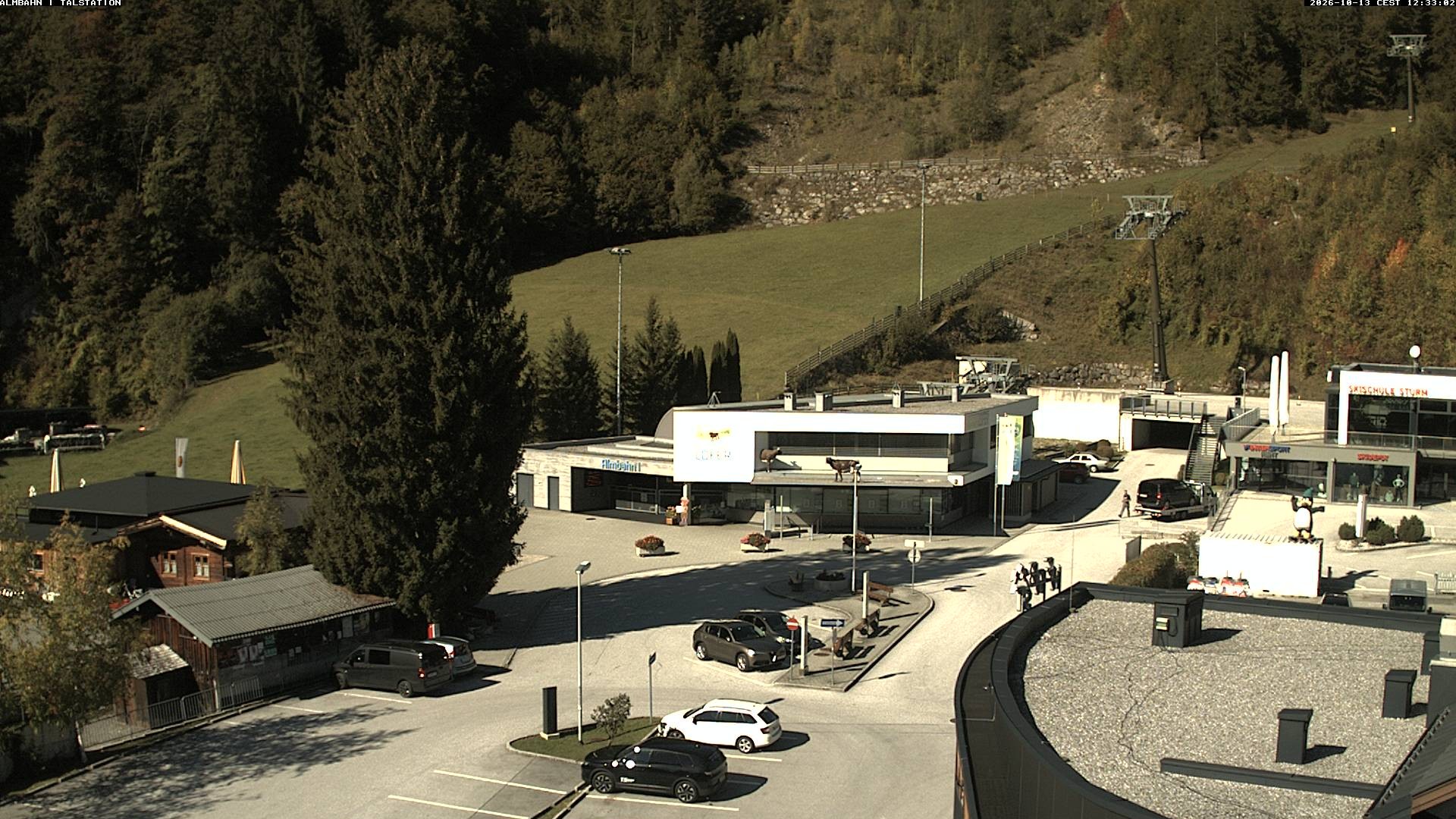 Archiv Foto Webcam Lofereralmbahn 1 - Talstation