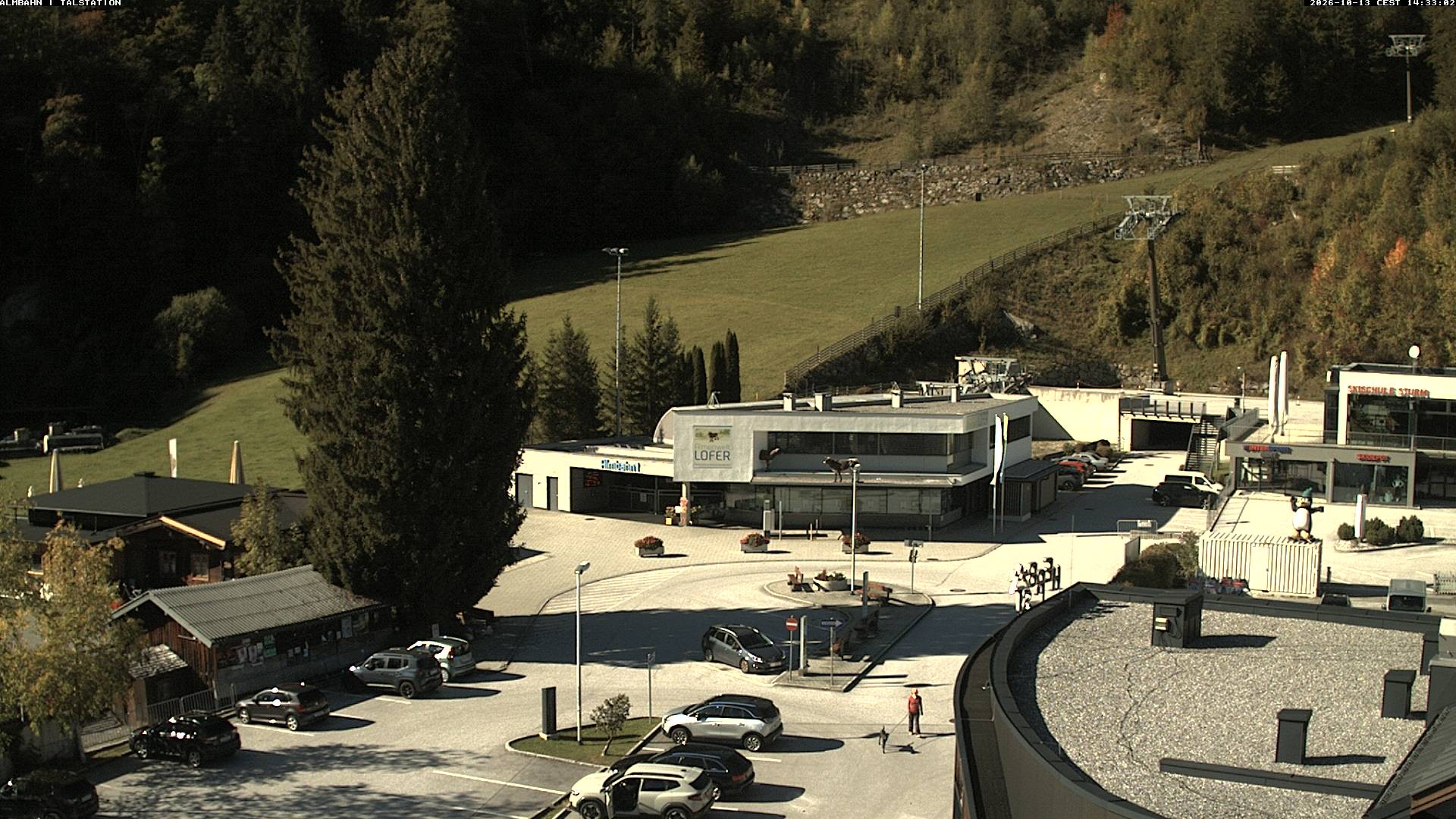 Archiv Foto Webcam Lofereralmbahn 1 - Talstation