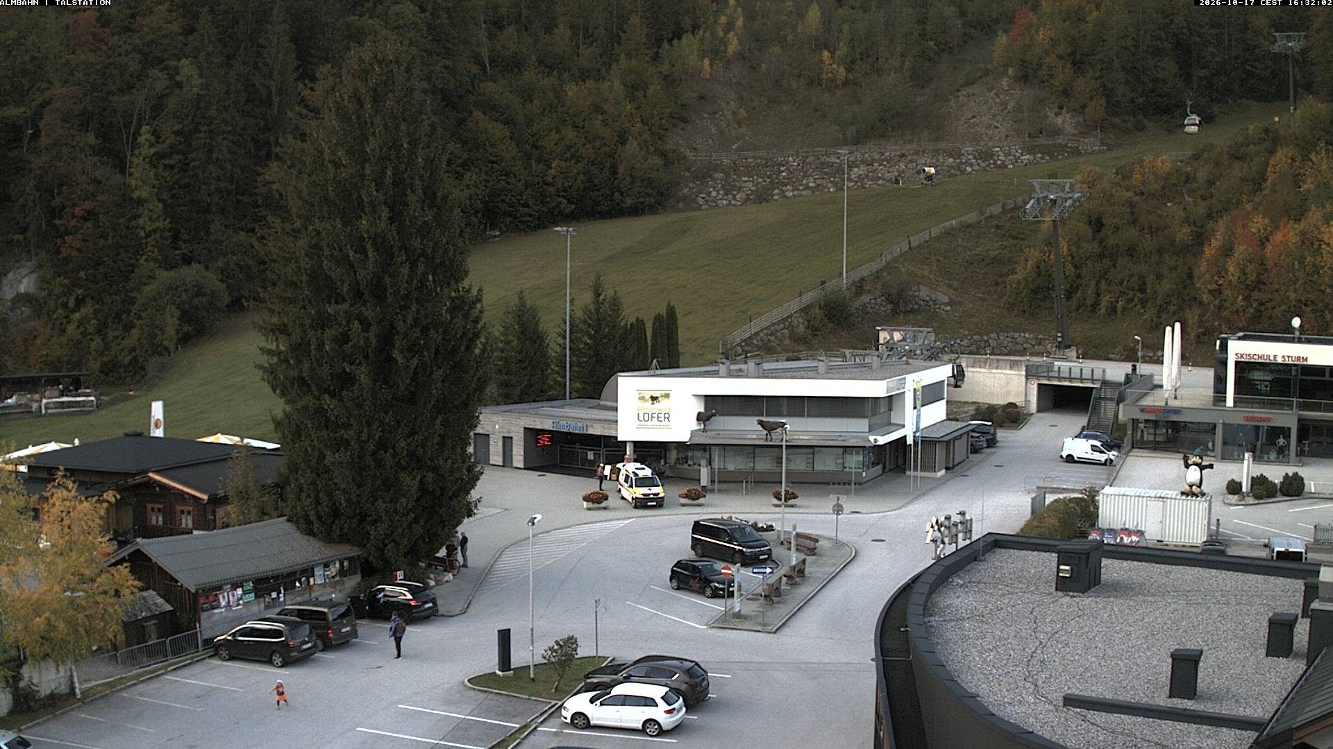 Archiv Foto Webcam Lofereralmbahn 1 - Talstation