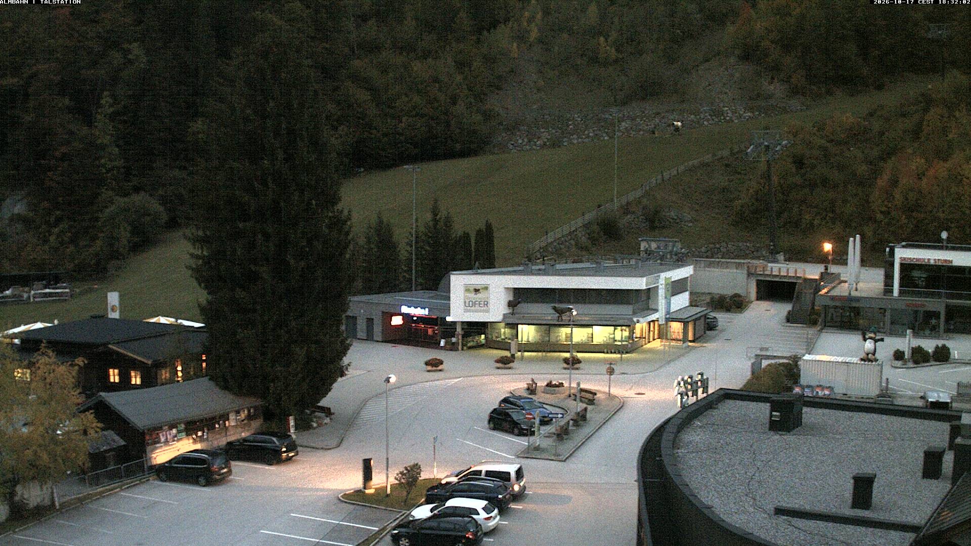 Archiv Foto Webcam Lofereralmbahn 1 - Talstation