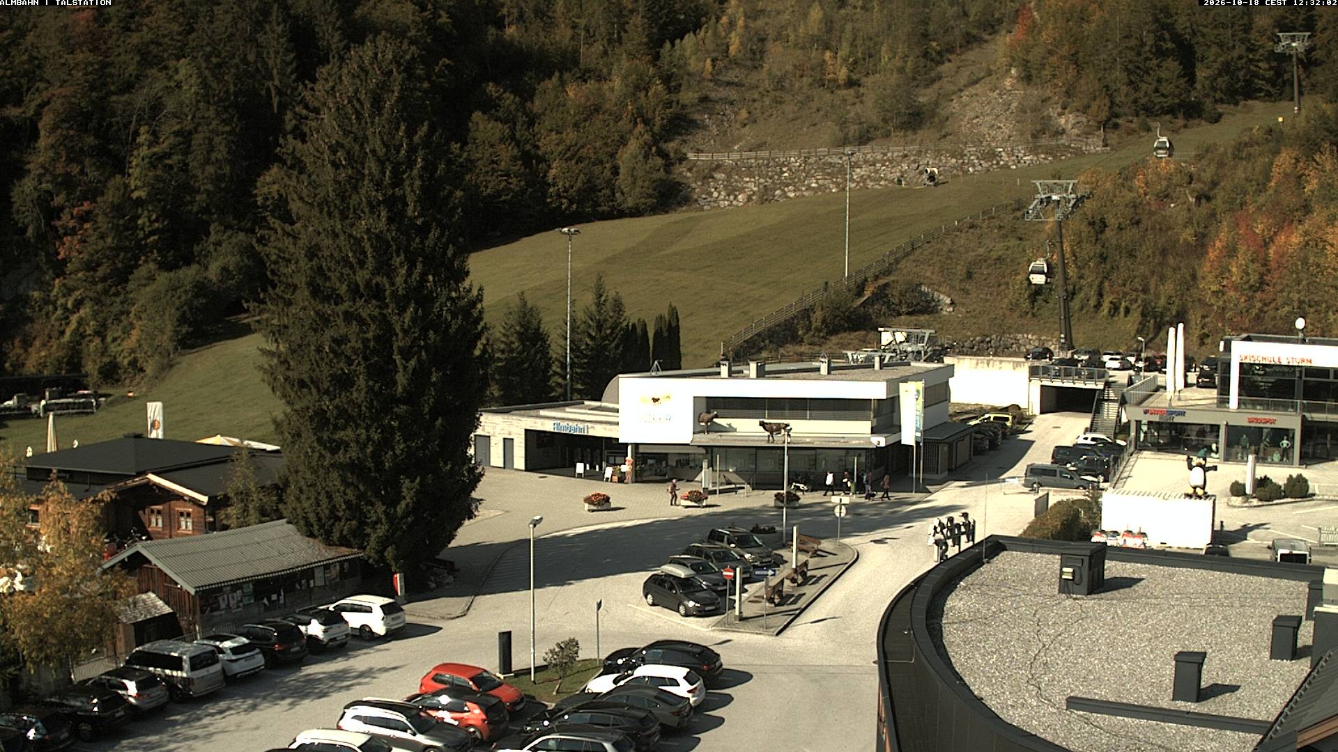 Archiv Foto Webcam Lofereralmbahn 1 - Talstation