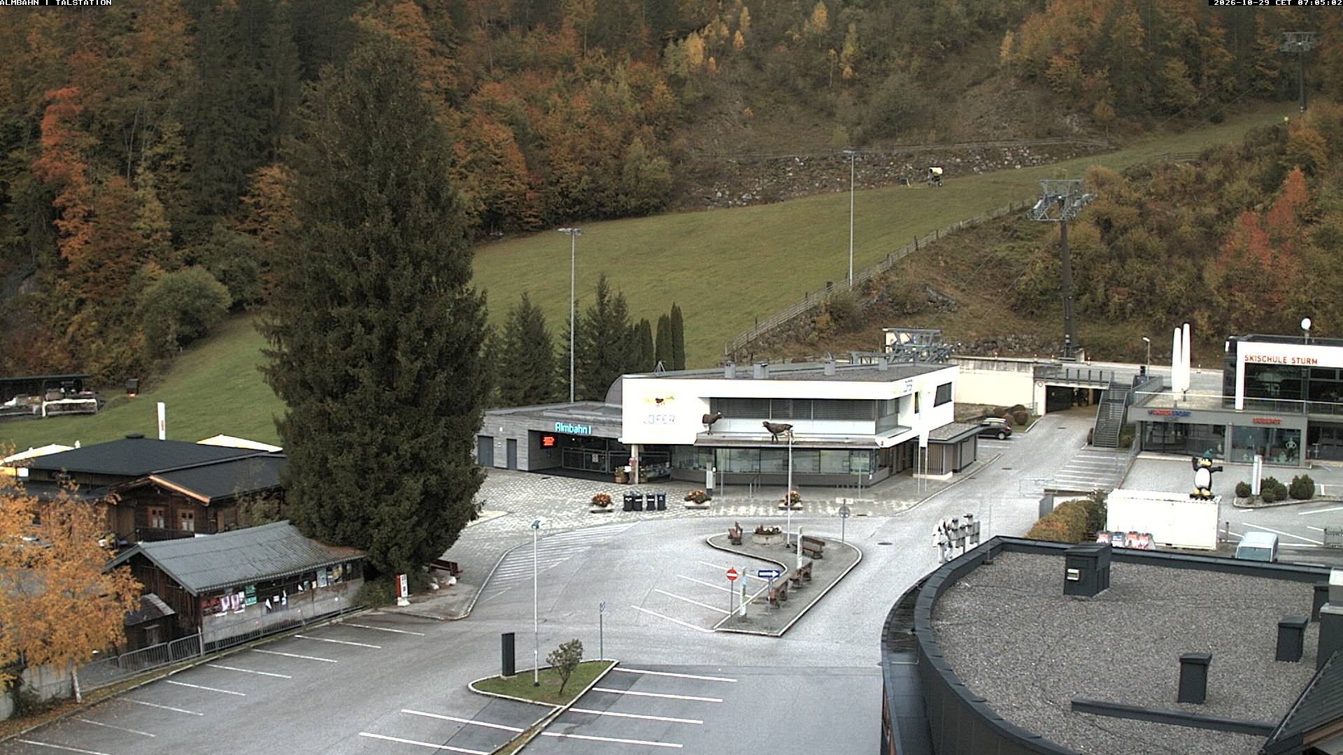Archiv Foto Webcam Lofereralmbahn 1 - Talstation