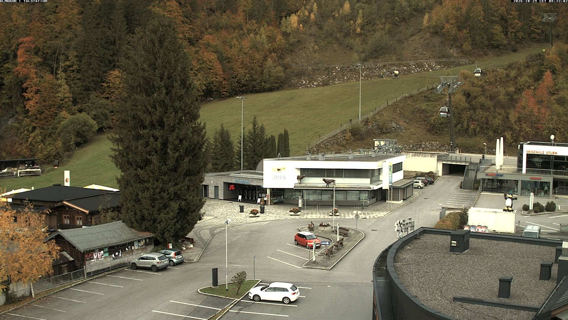 Archiv Foto Webcam Lofereralmbahn 1 - Talstation