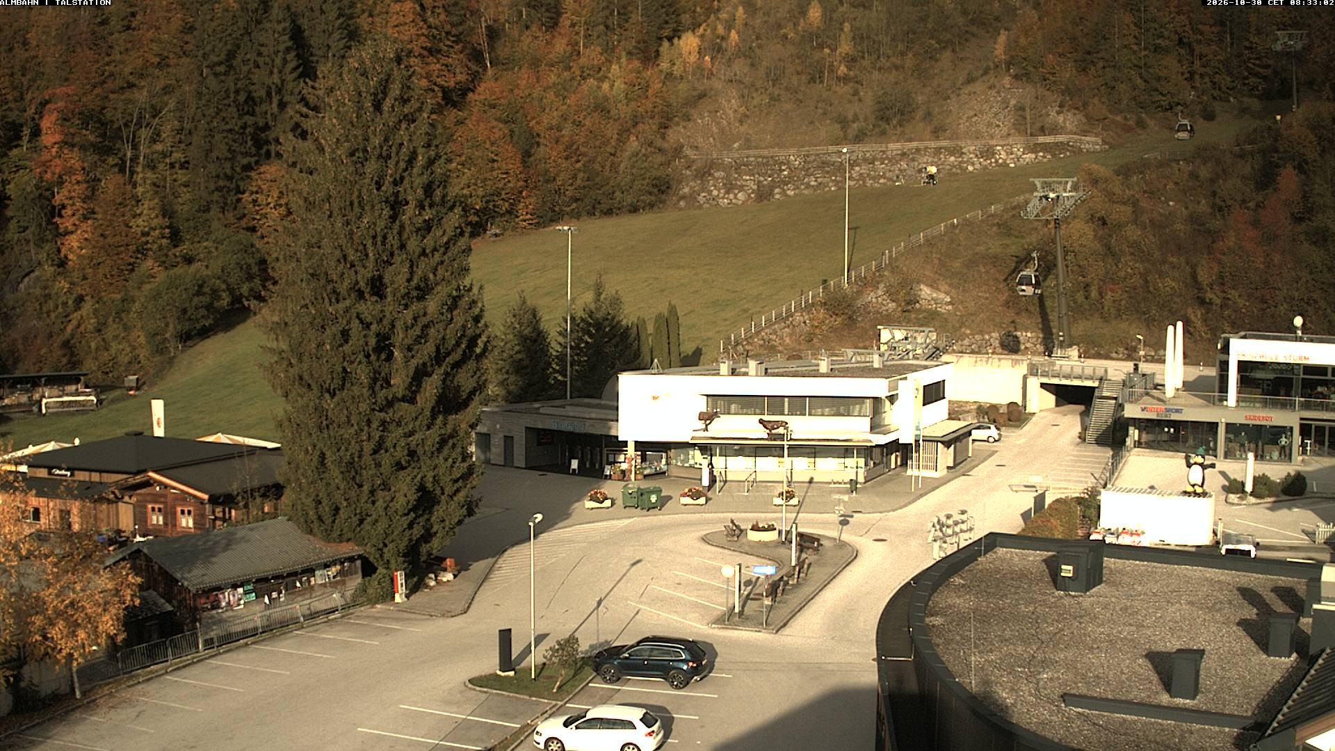 Archiv Foto Webcam Lofereralmbahn 1 - Talstation