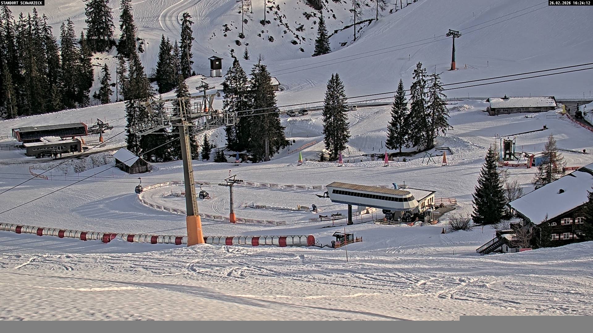 Archived image Webcam Family Express chairlift, Lofer