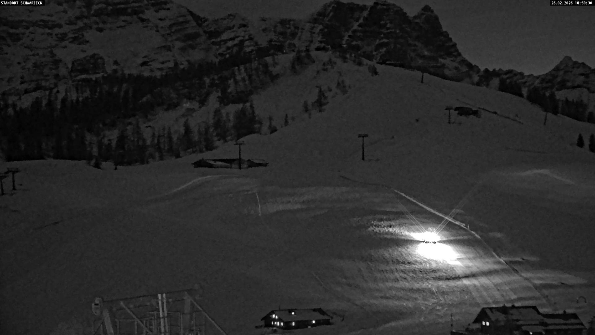 Archived image Webcam Family Express chairlift, Lofer