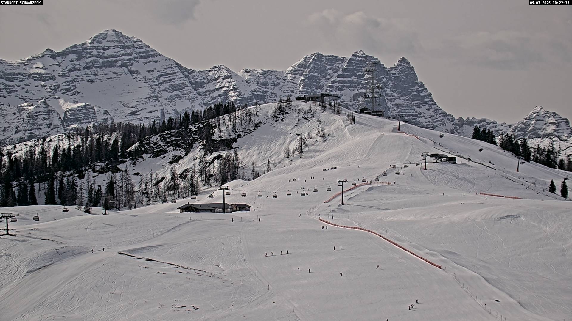 Archived image Webcam Family Express chairlift, Lofer