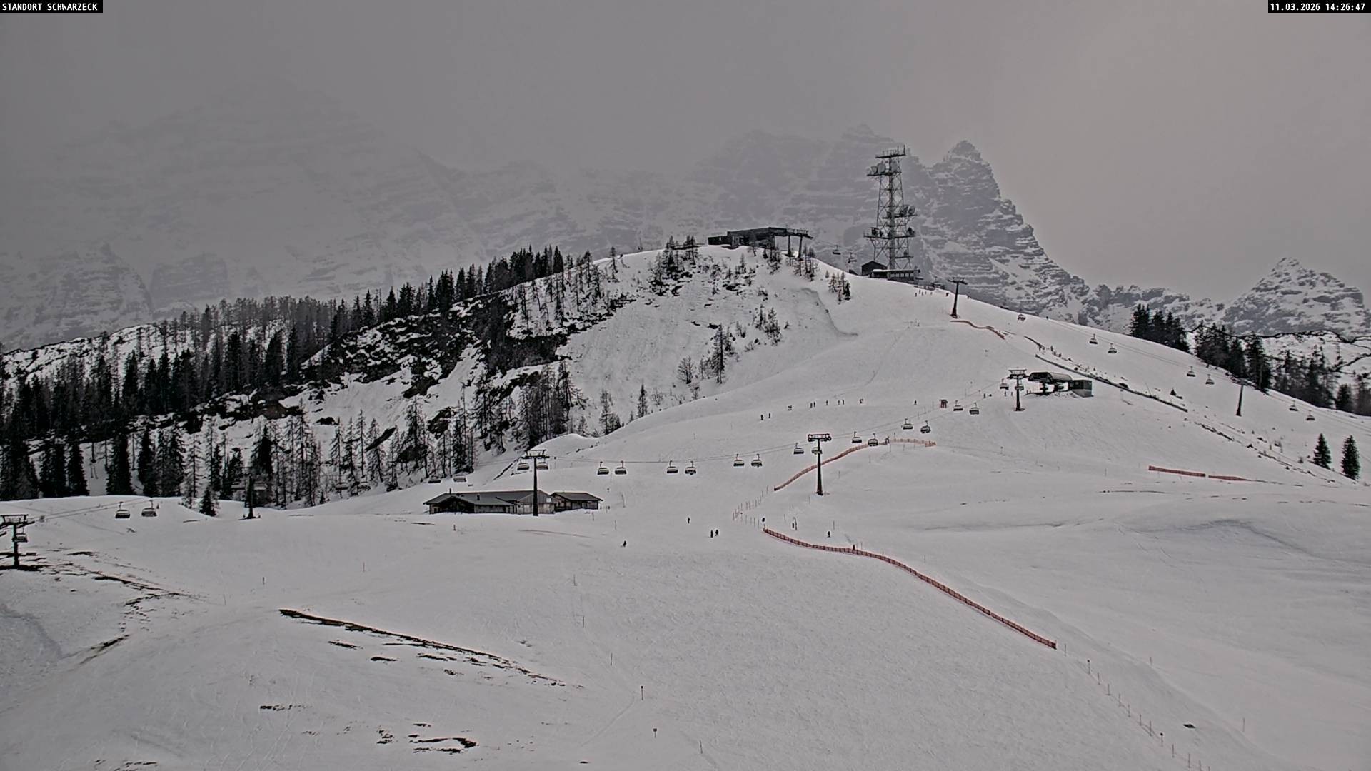 Archived image Webcam Family Express chairlift, Lofer