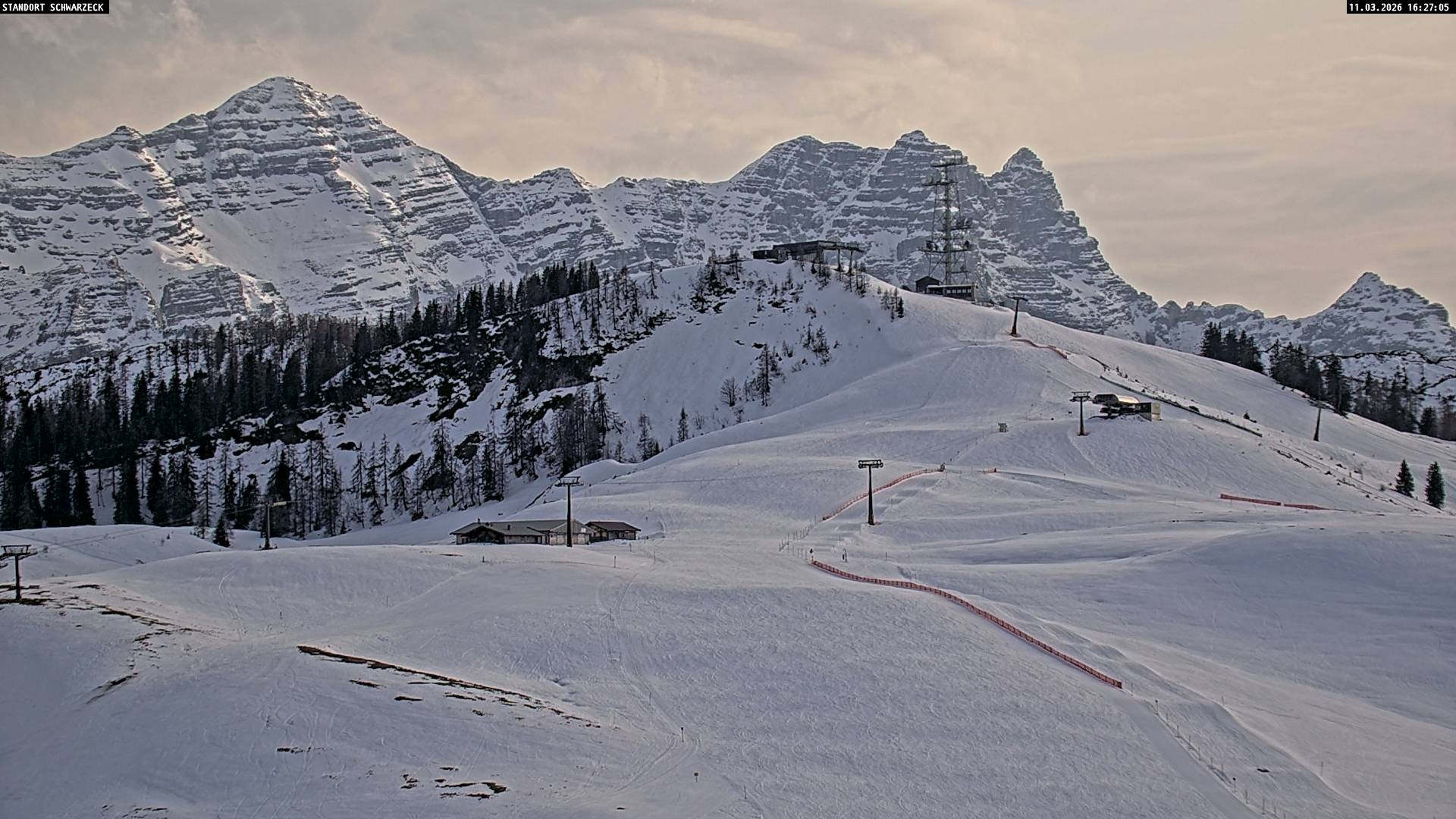 Archived image Webcam Family Express chairlift, Lofer