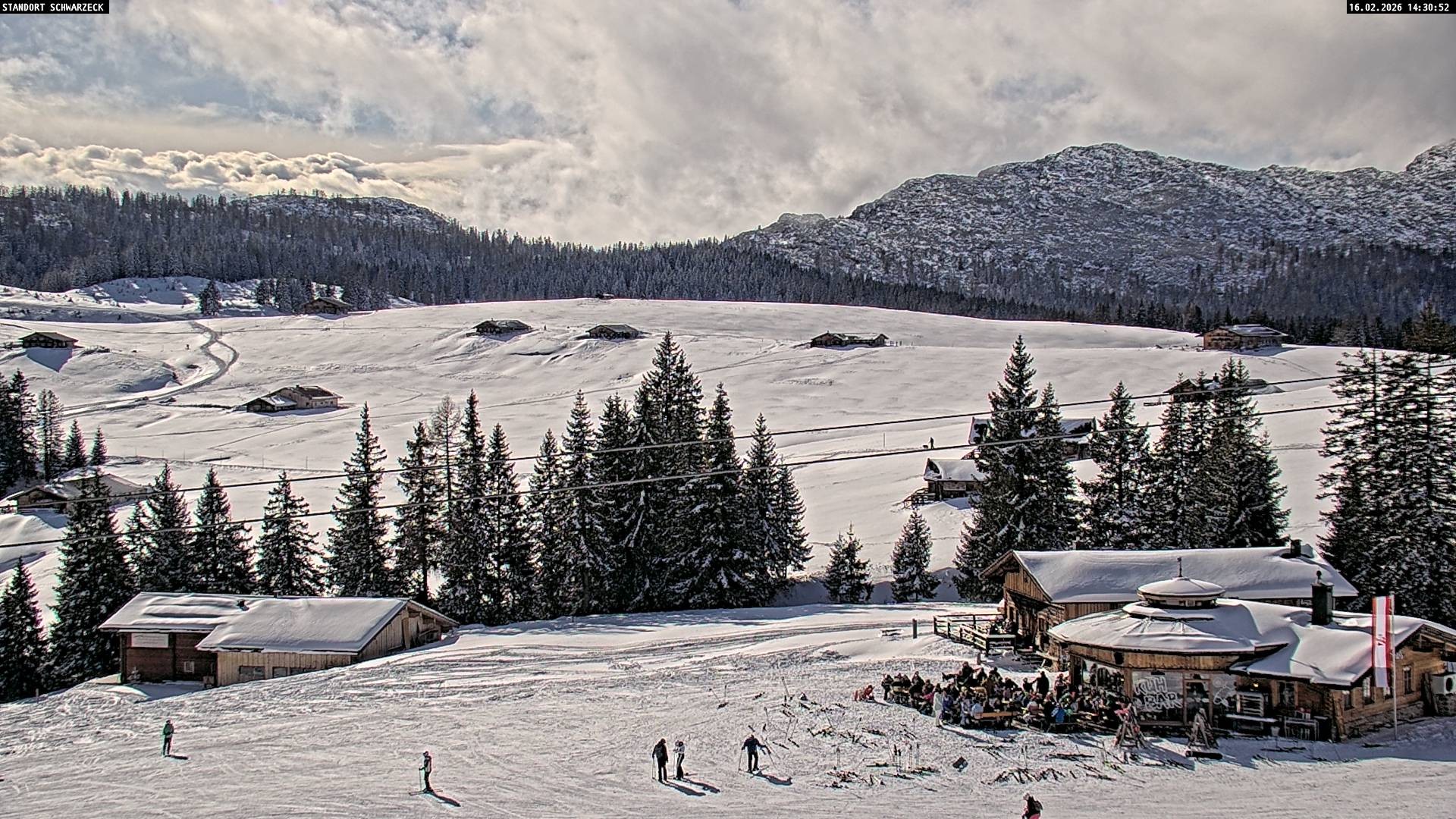Archiv Foto Webcam Almenwelt Lofer: Rundwanderweg und Höhenloipe