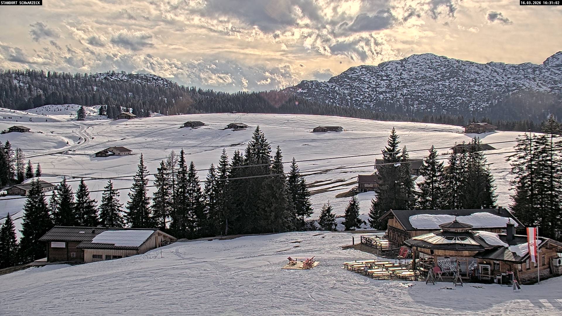 Archiv Foto Webcam Almenwelt Lofer: Rundwanderweg und Höhenloipe