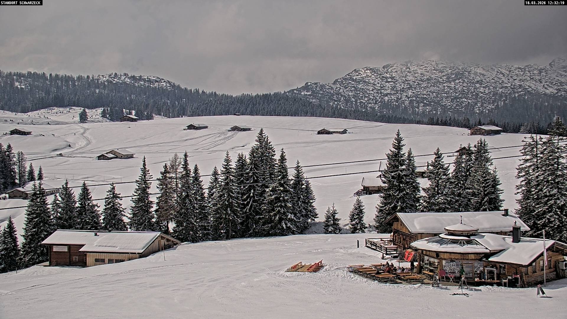 Archiv Foto Webcam Almenwelt Lofer: Rundwanderweg und Höhenloipe