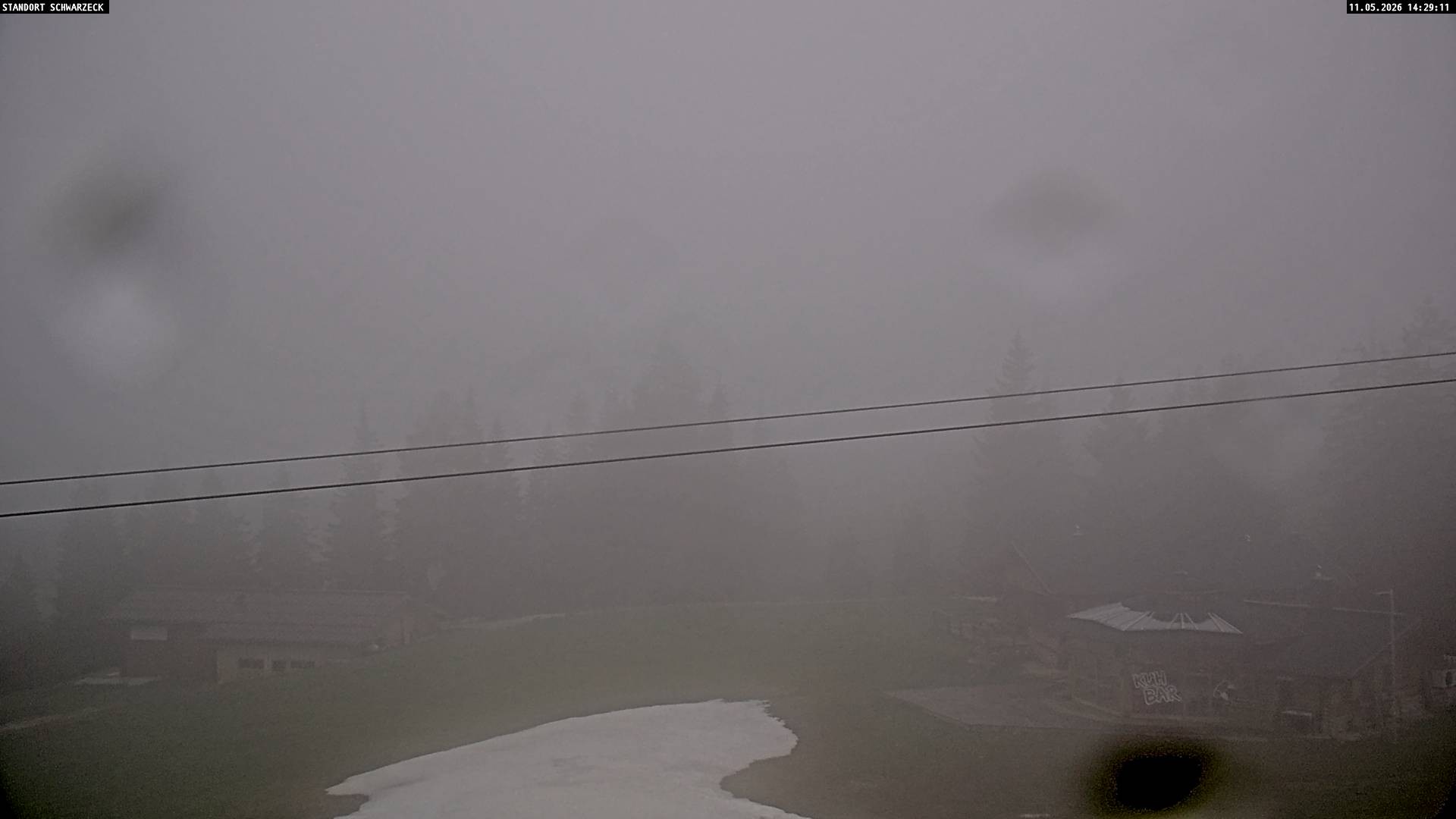 Archived image Webcam Almenwelt Lofer: hiking trail and cross country skiing trail