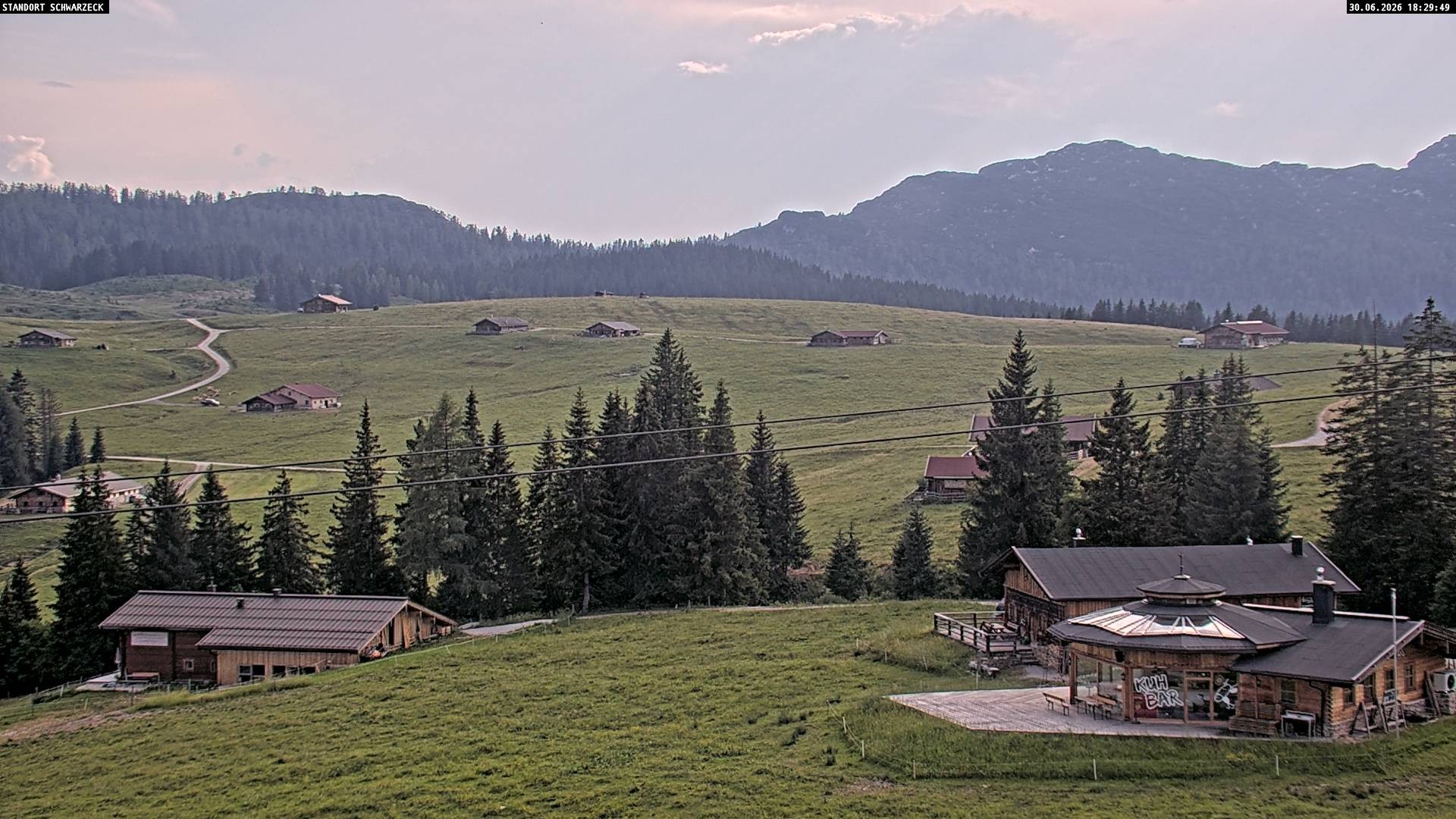 Archiv Foto Webcam Almenwelt Lofer: Rundwanderweg und Höhenloipe