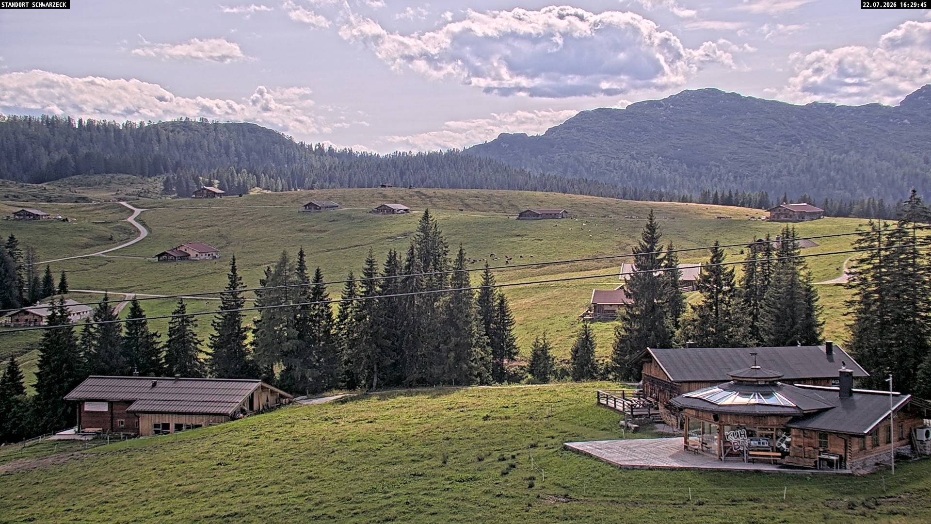 Archiv Foto Webcam Almenwelt Lofer: Rundwanderweg und Höhenloipe