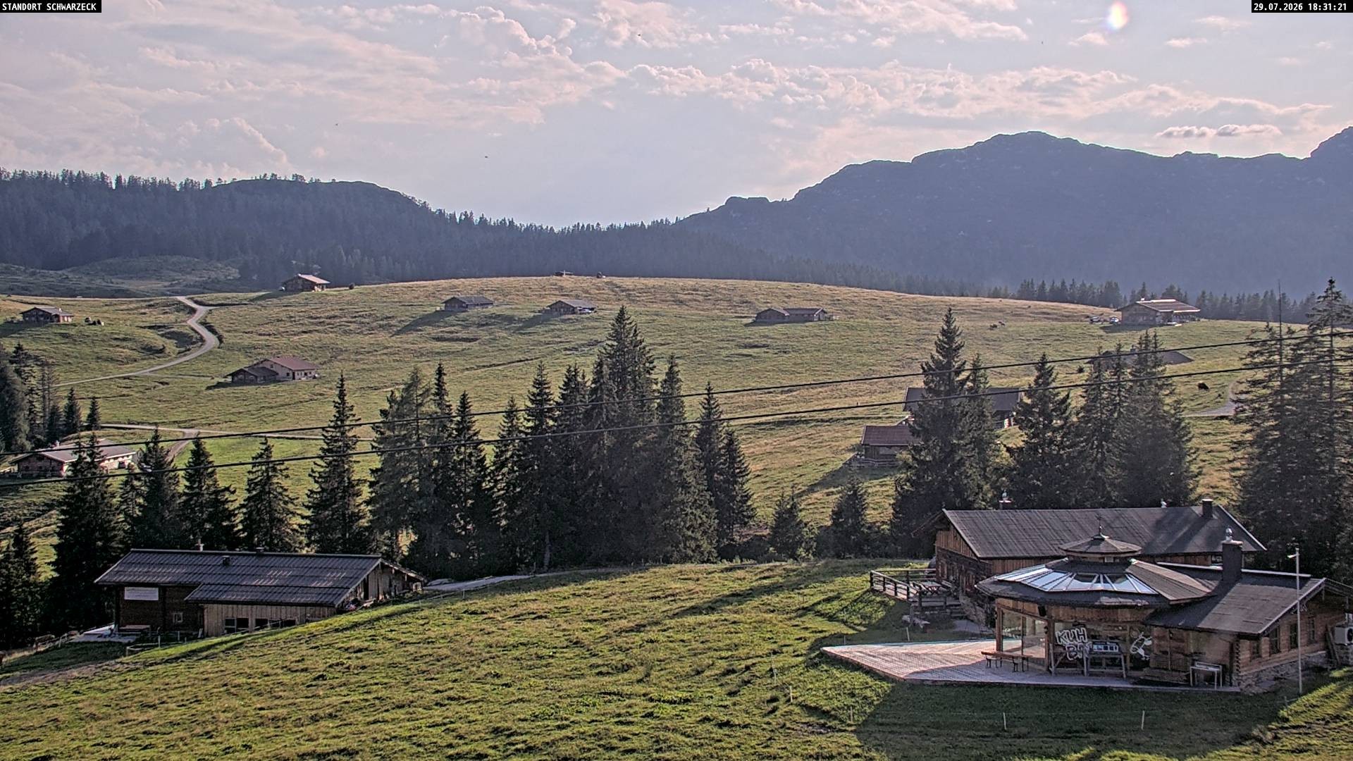 Archiv Foto Webcam Almenwelt Lofer: Rundwanderweg und Höhenloipe
