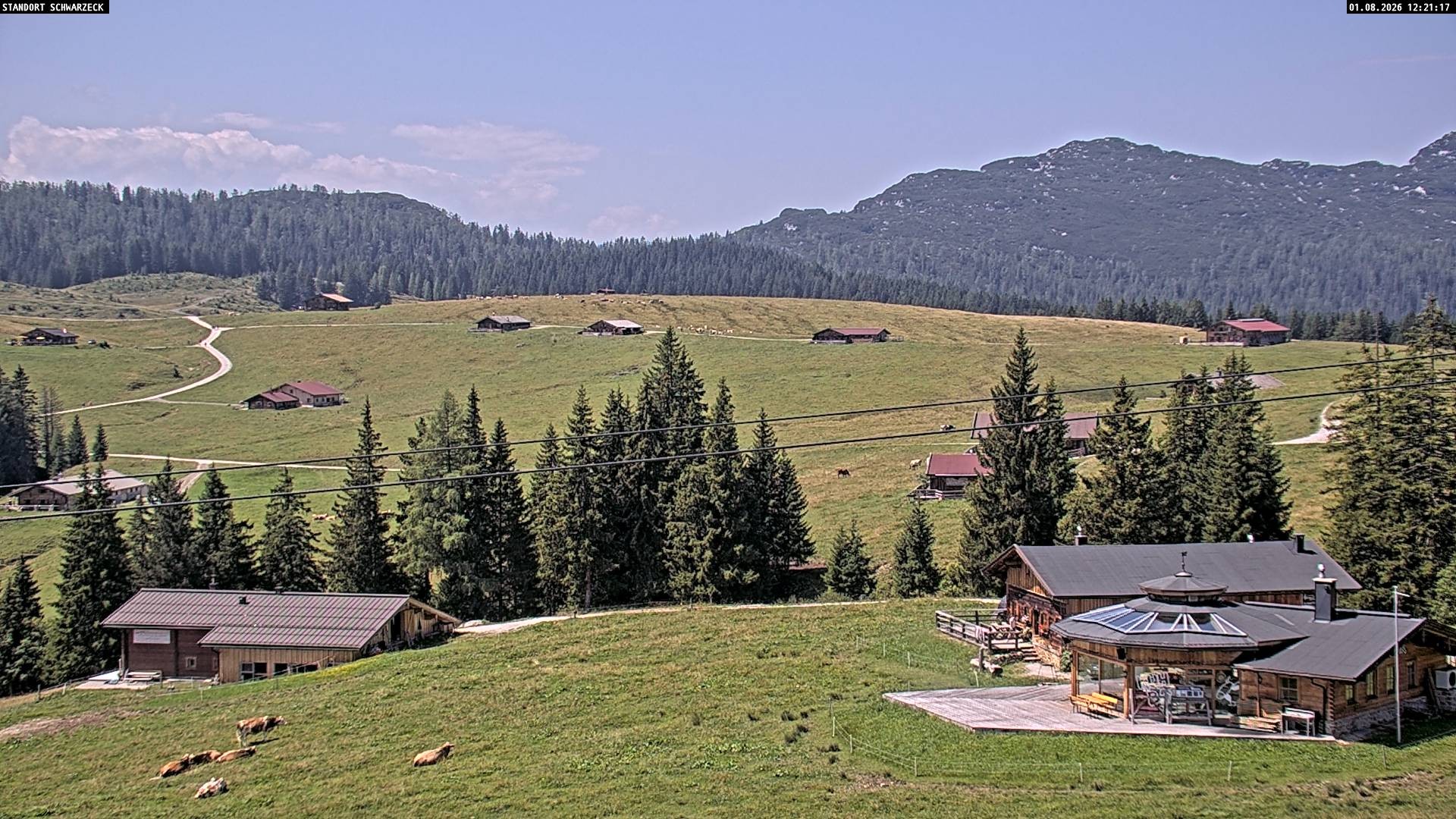 Archived image Webcam Almenwelt Lofer: hiking trail and cross country skiing trail