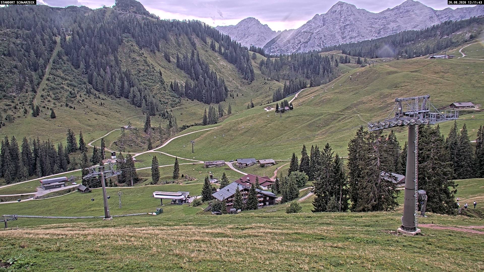Archiv Foto Webcam Almenwelt Lofer: Rundwanderweg und Höhenloipe