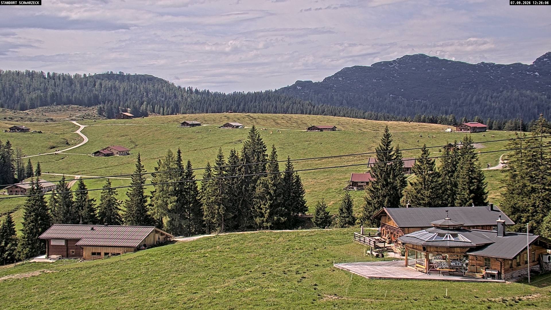 Archiv Foto Webcam Almenwelt Lofer: Rundwanderweg und Höhenloipe