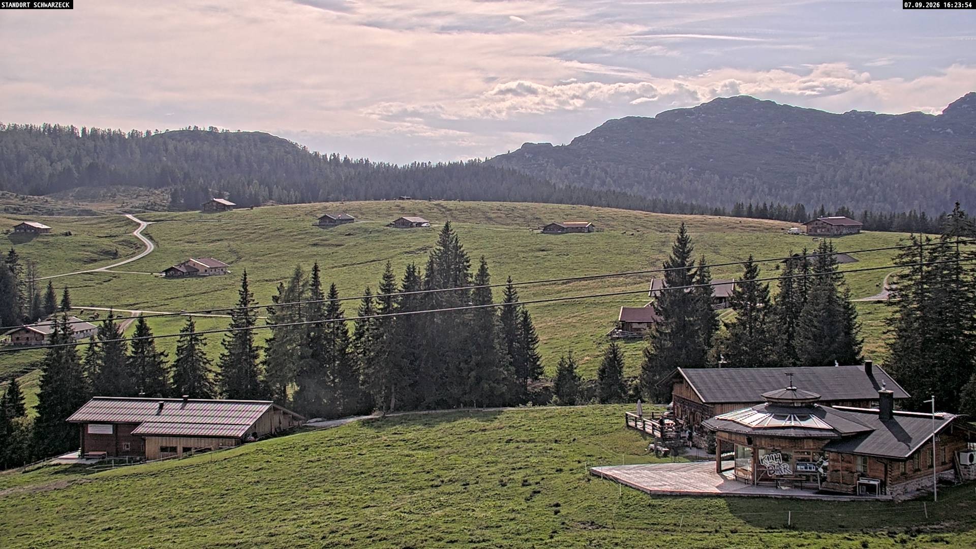 Archiv Foto Webcam Almenwelt Lofer: Rundwanderweg und Höhenloipe